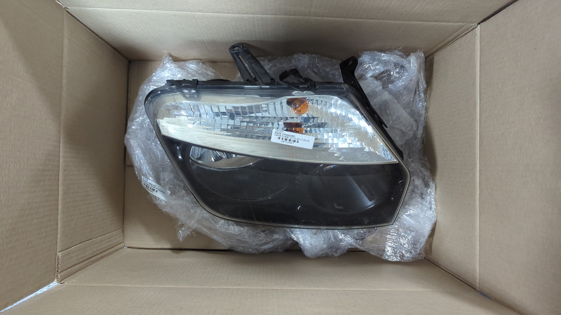 Фара правая