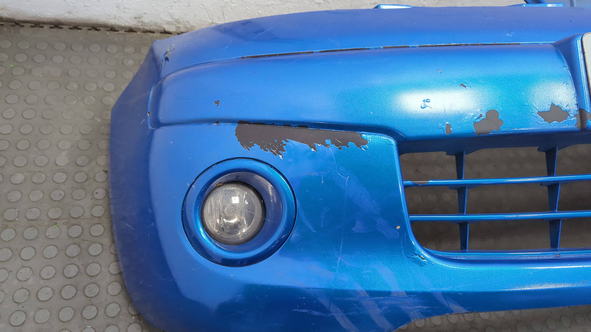 Бампер передний