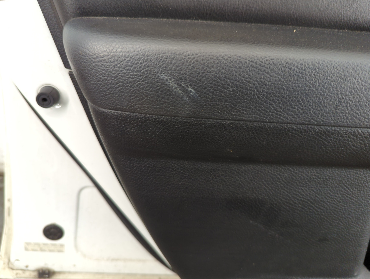 Дверь передняя левая