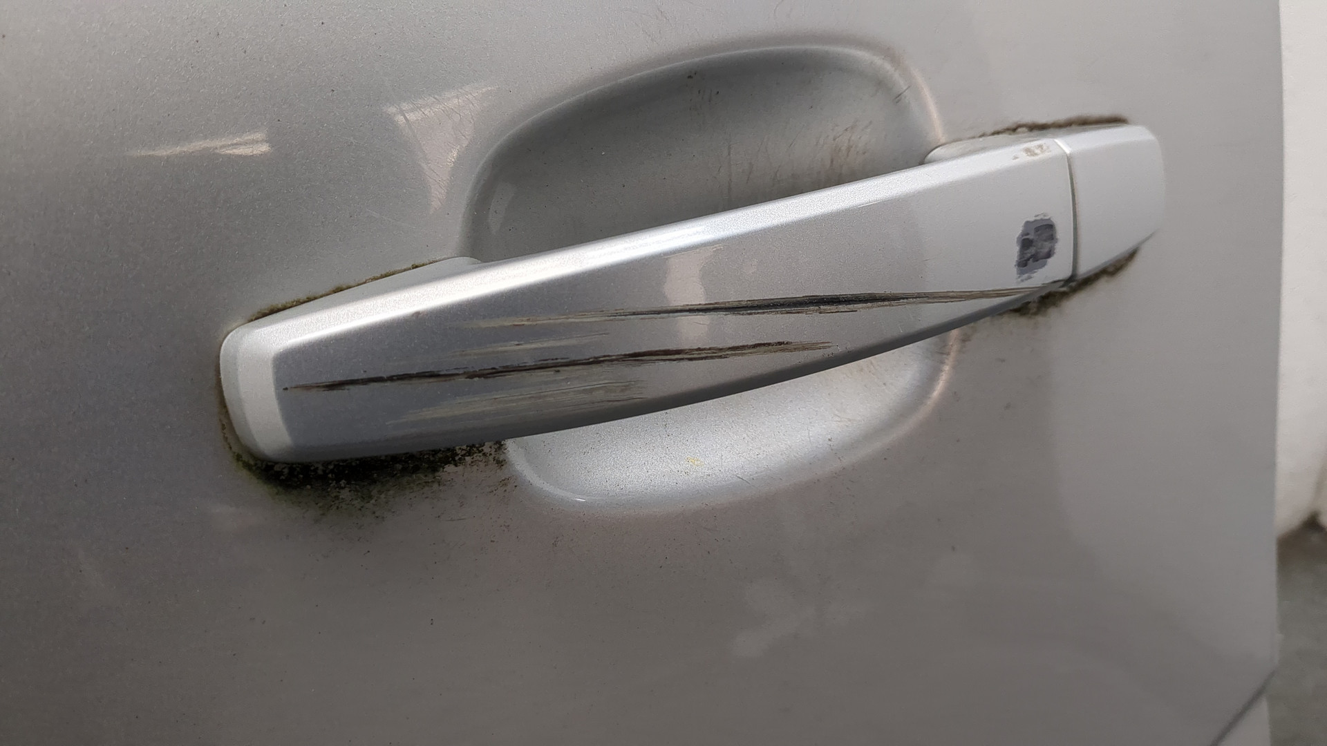 Дверь задняя левая