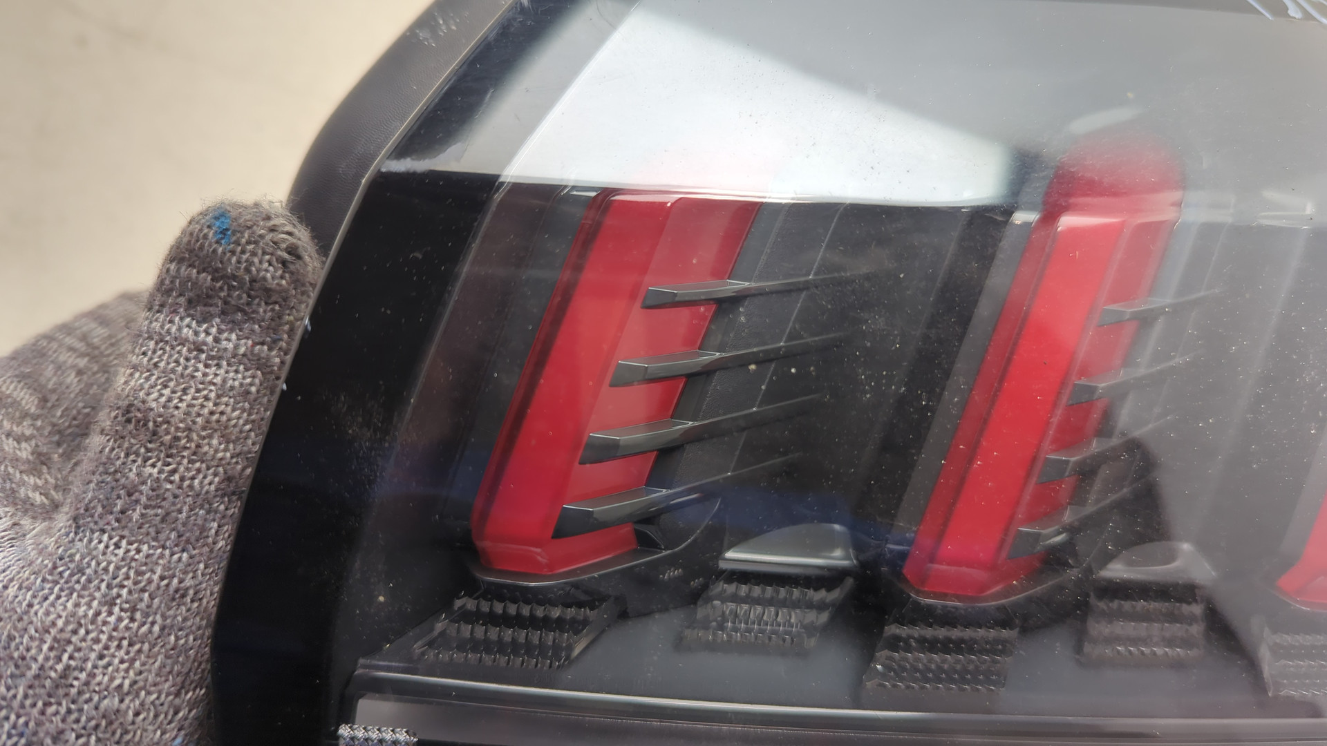 Фонарь задний правый