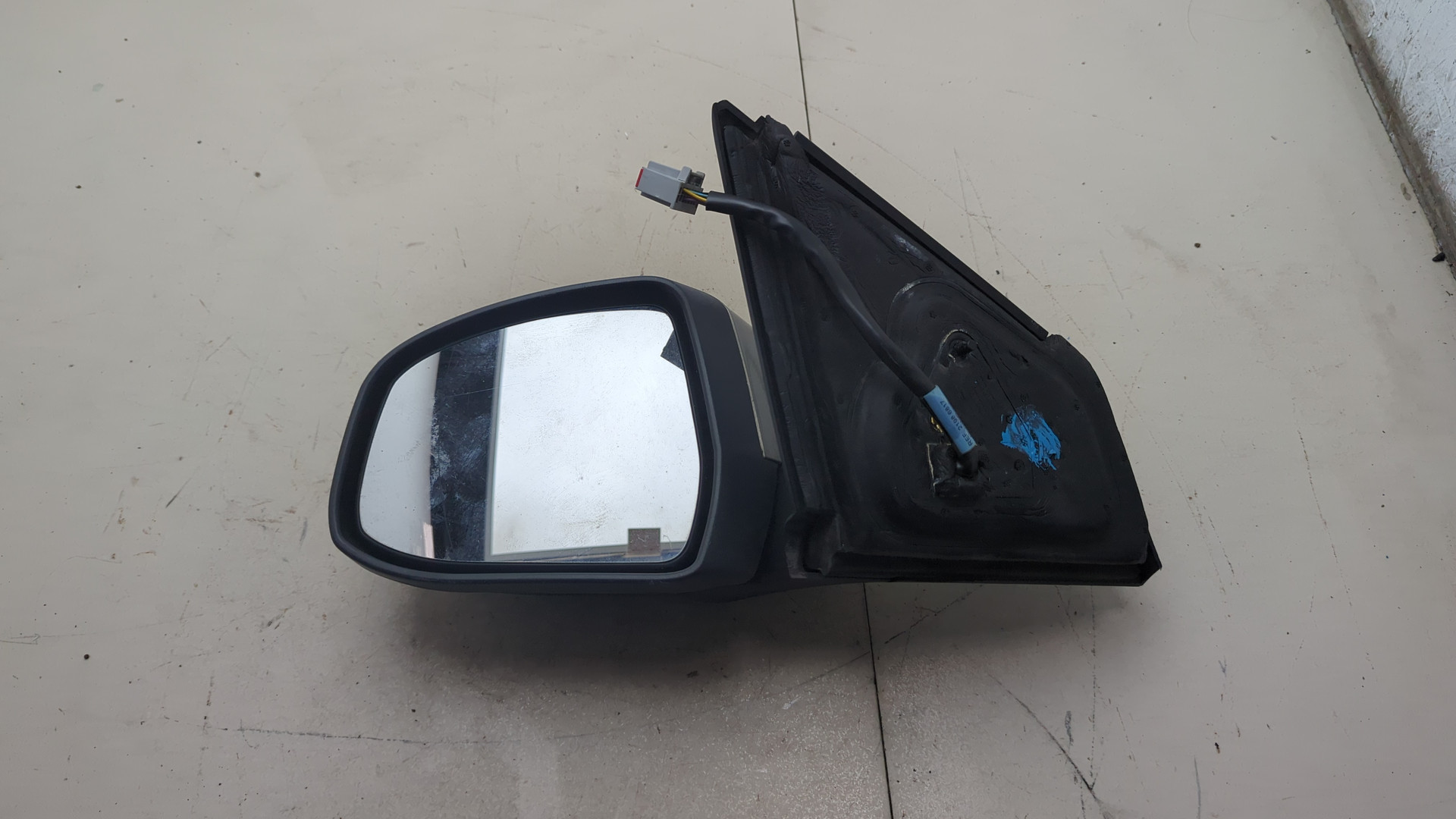 Зеркало левое электрическое