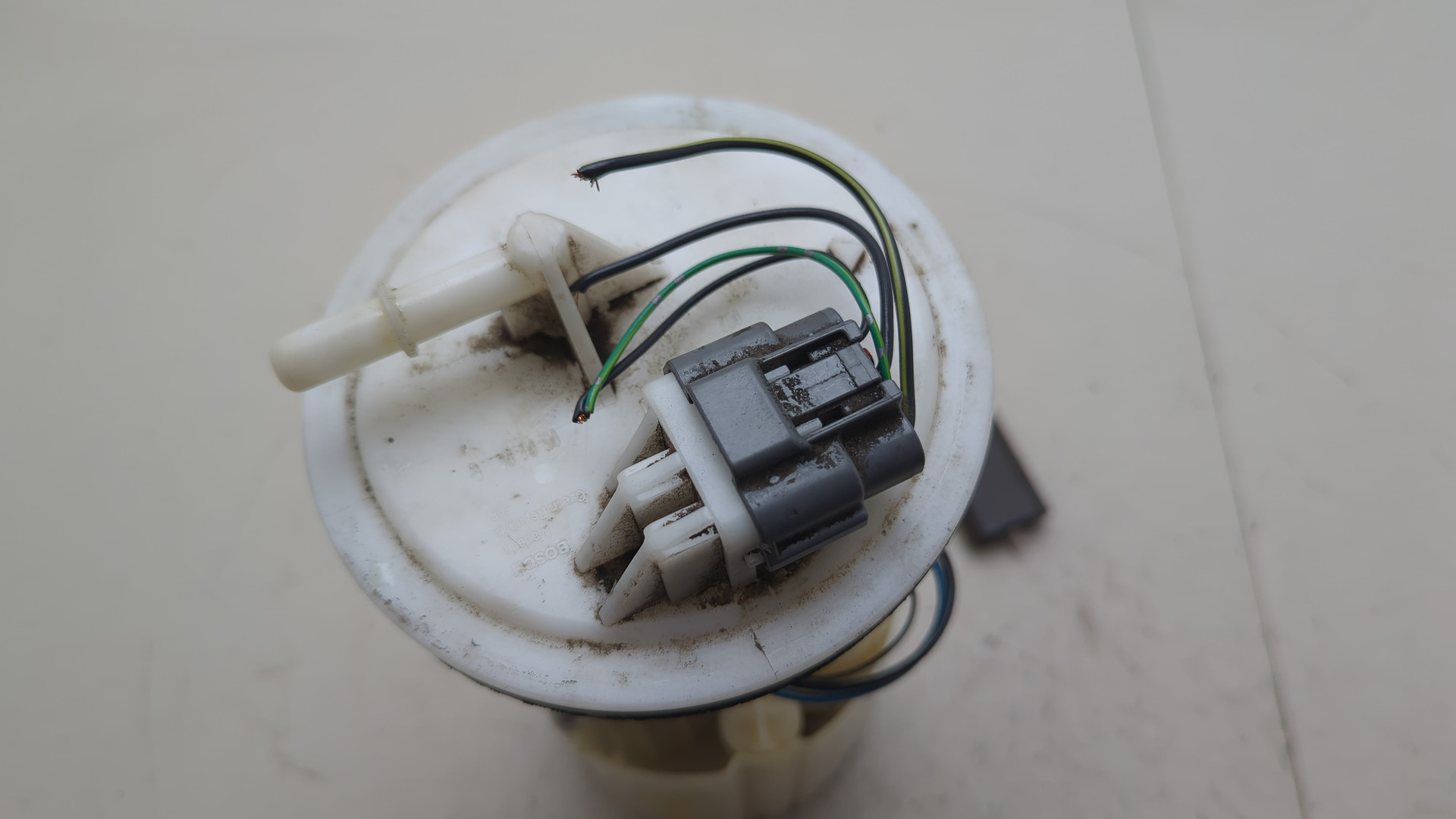 Насос топливный электрический