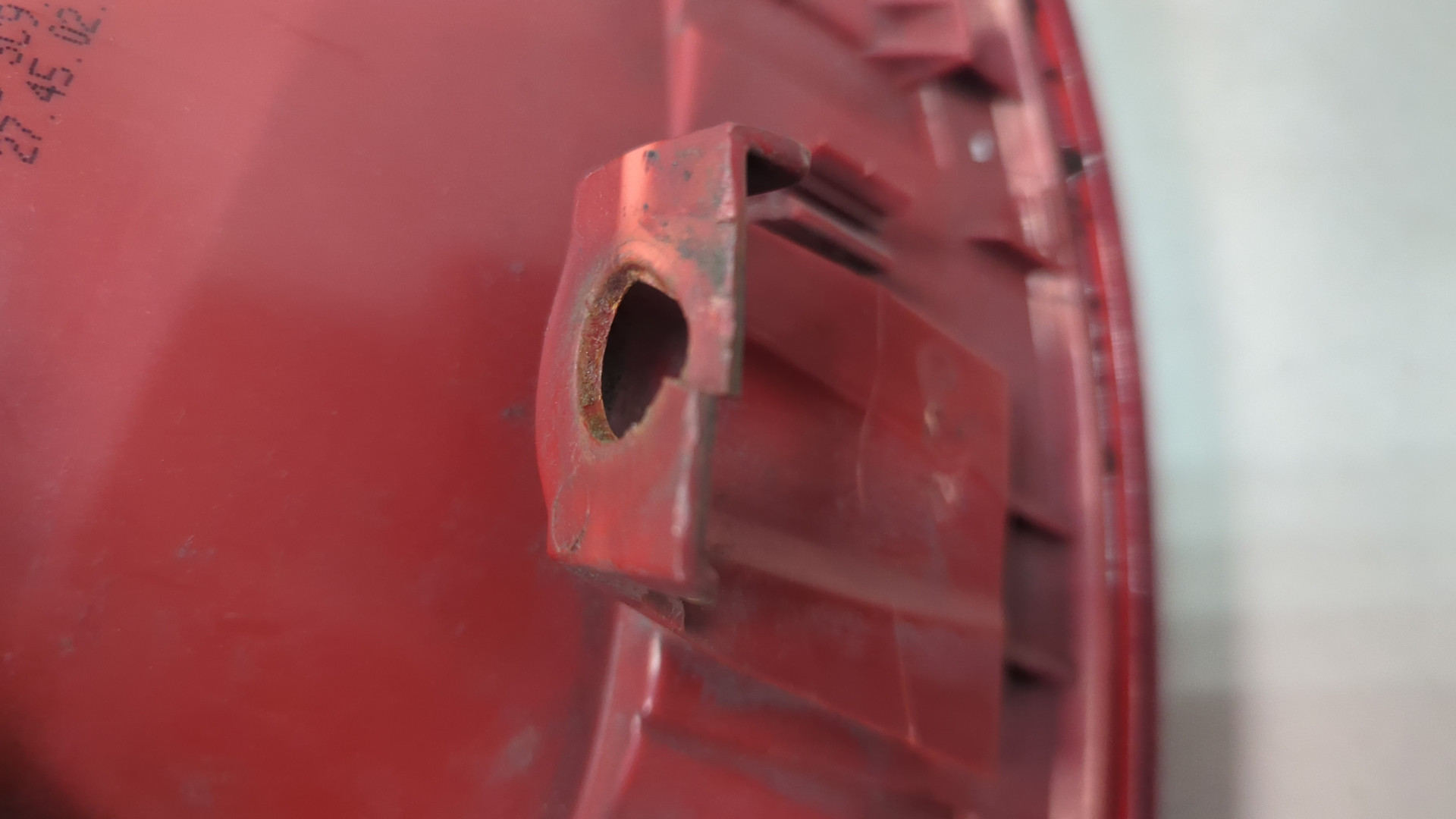 Фонарь задний правый