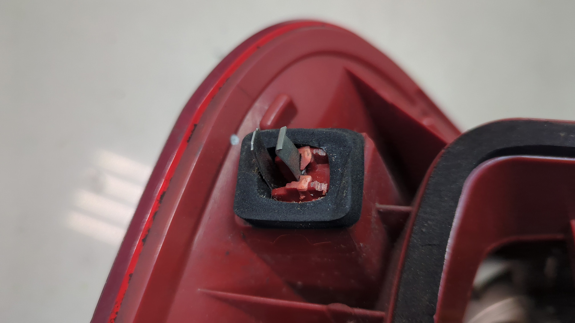 Фонарь задний правый