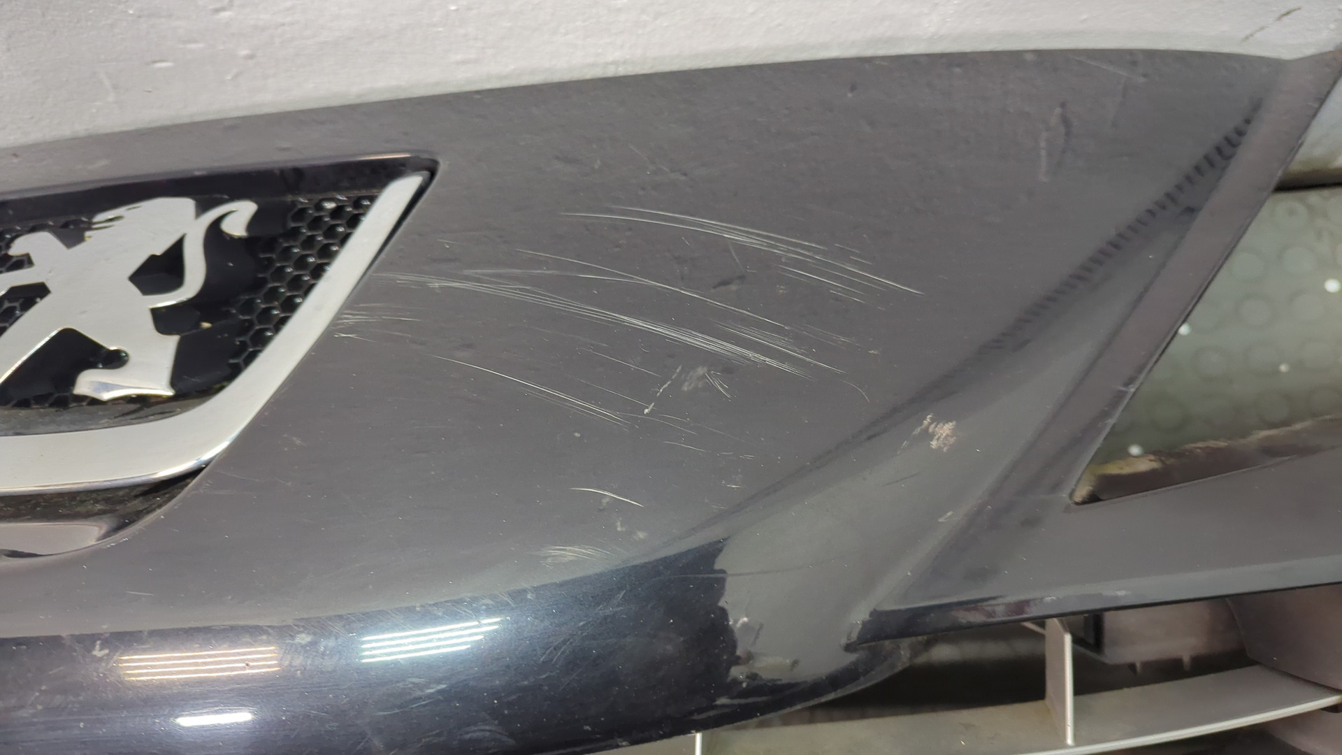 Бампер передний