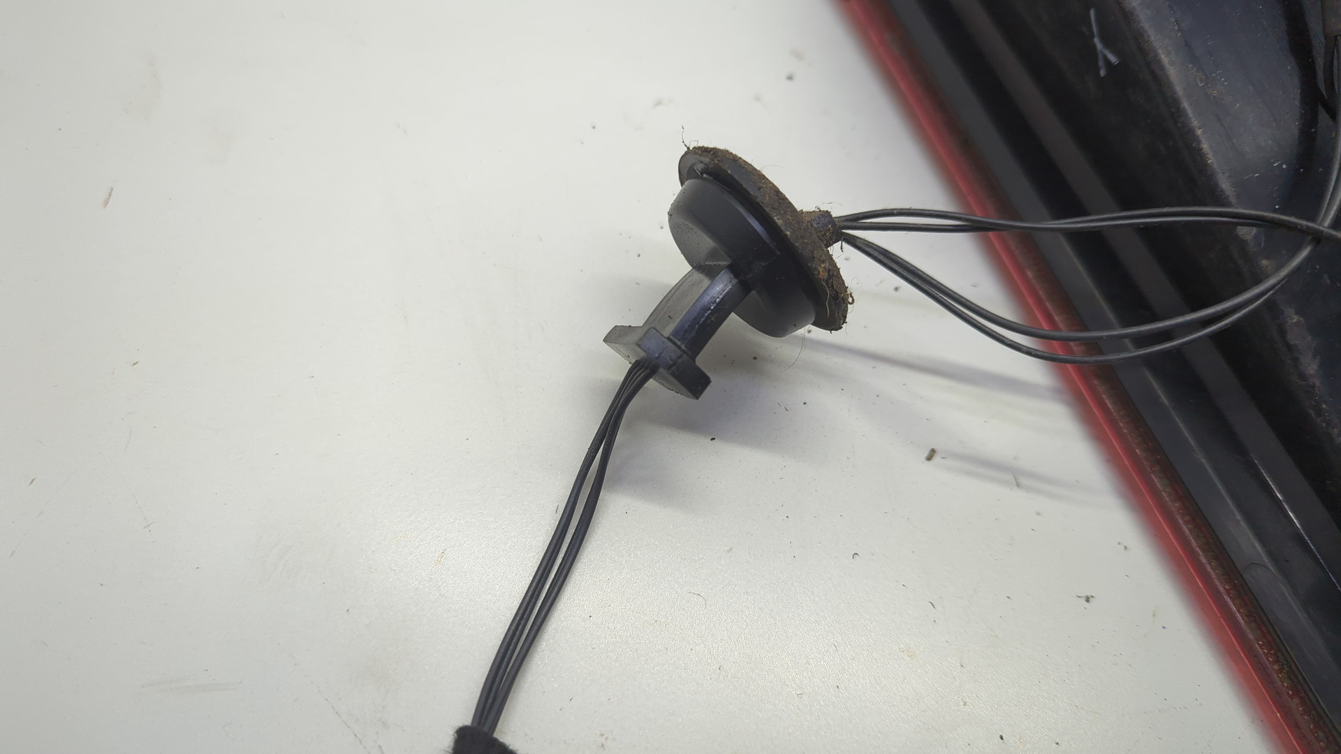 Фонарь задний правый