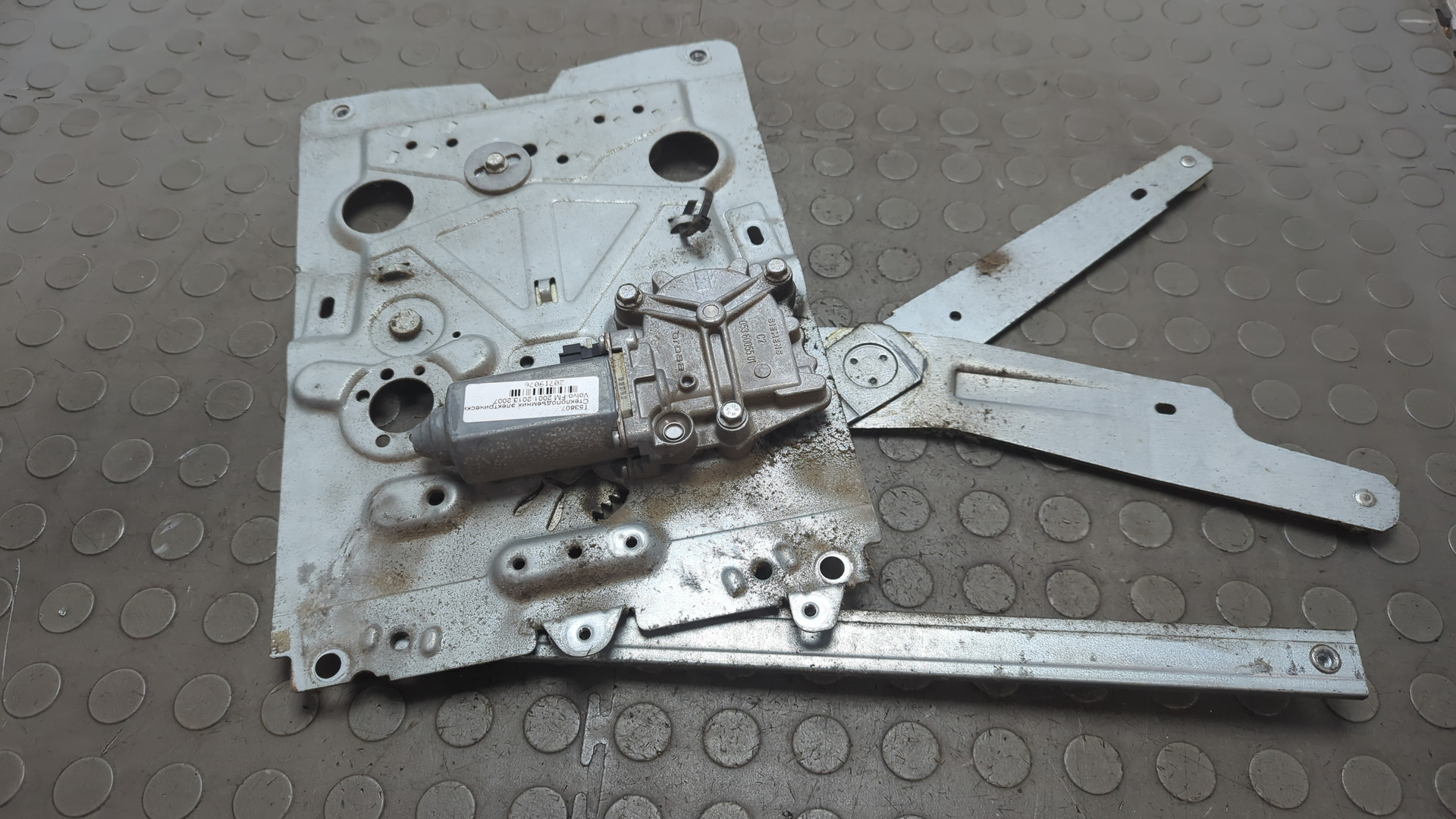 Стеклоподъемник электр. передний левый