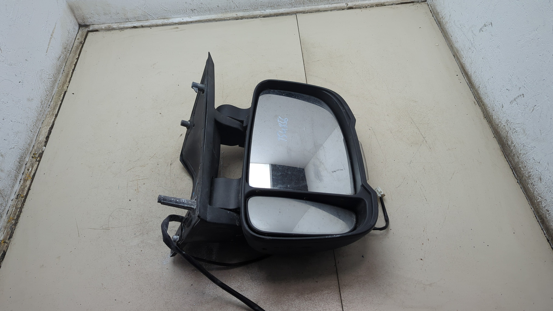 Зеркало правое электрическое