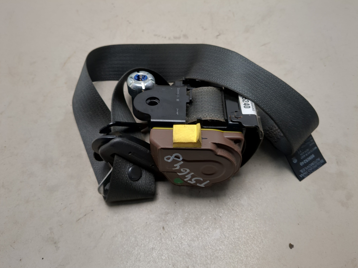 Ремень безопасности