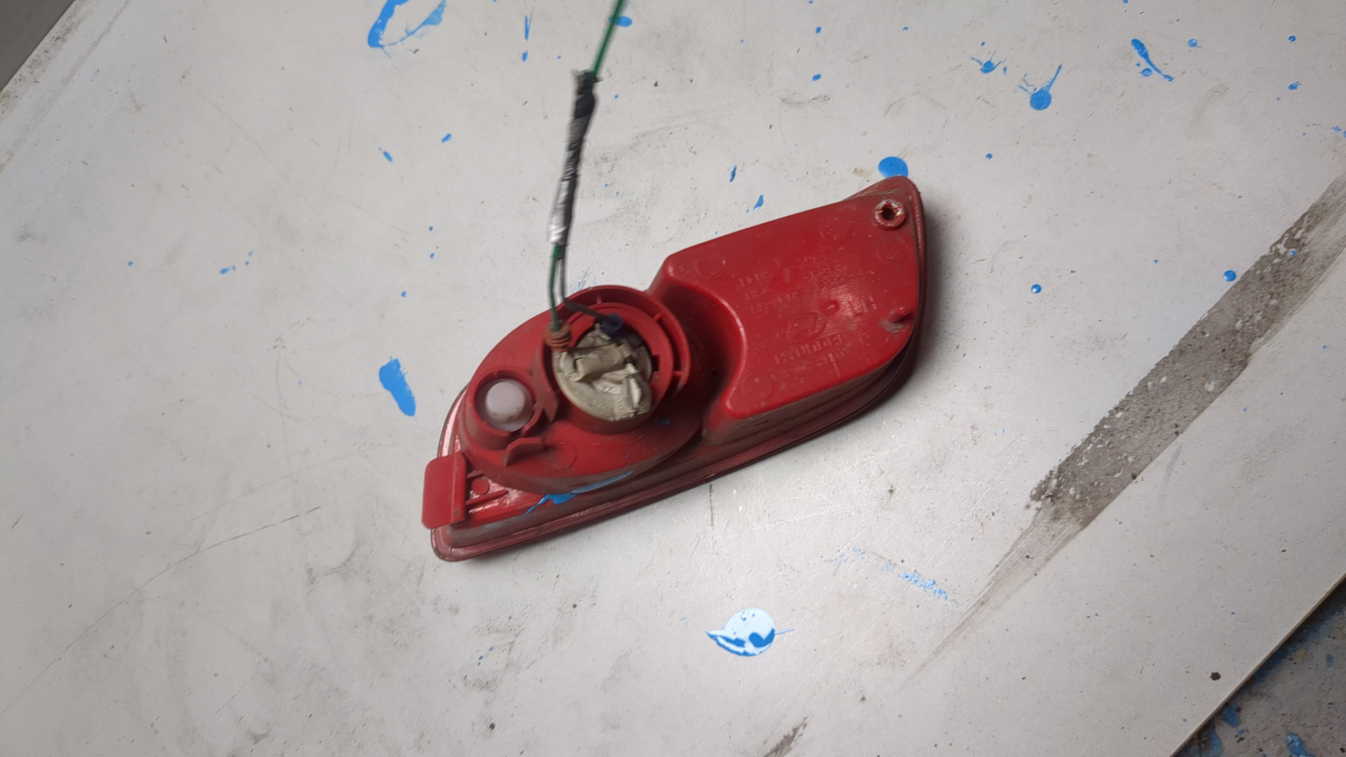 Фара противотуманная левая