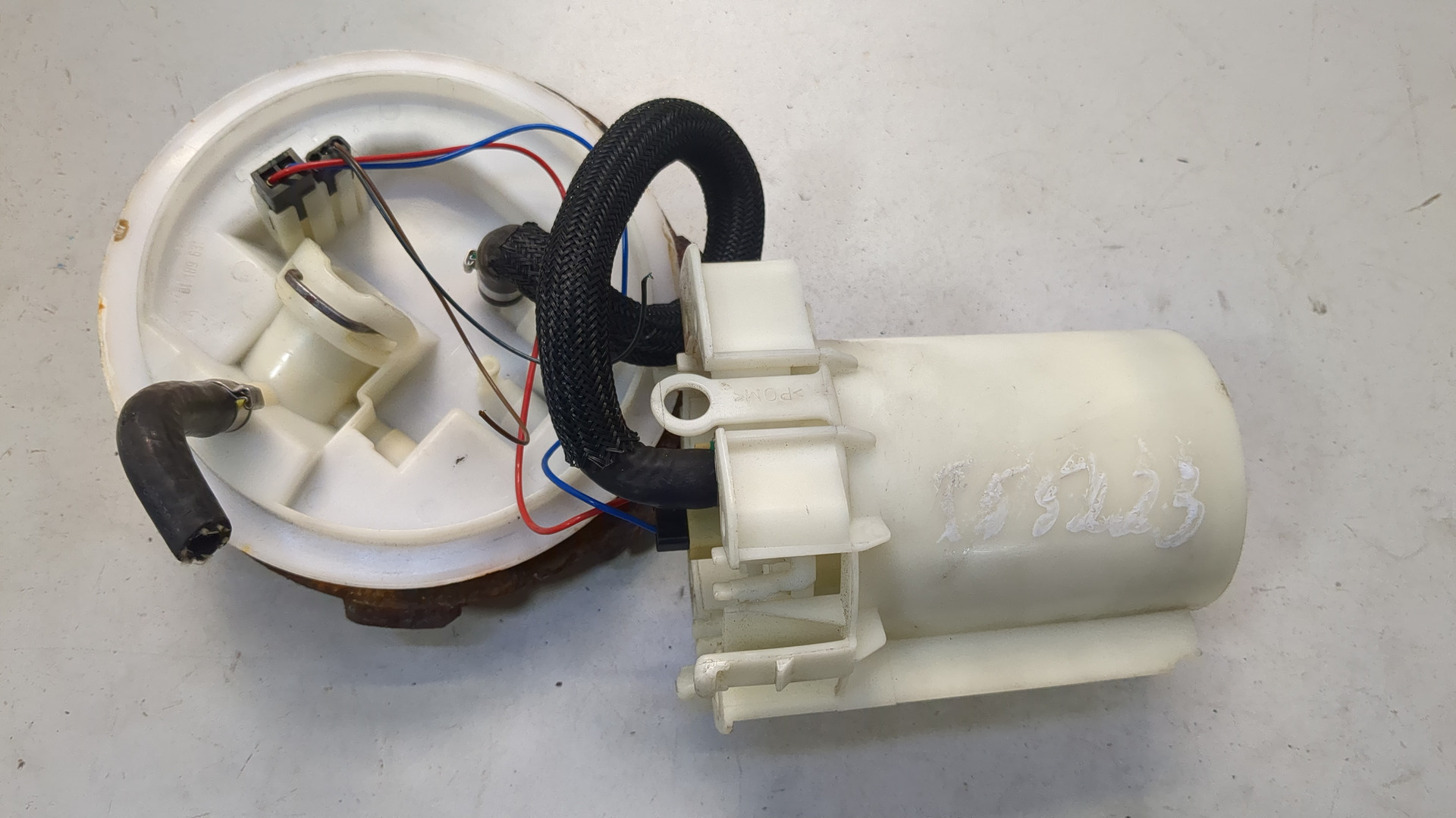 Насос топливный электрический