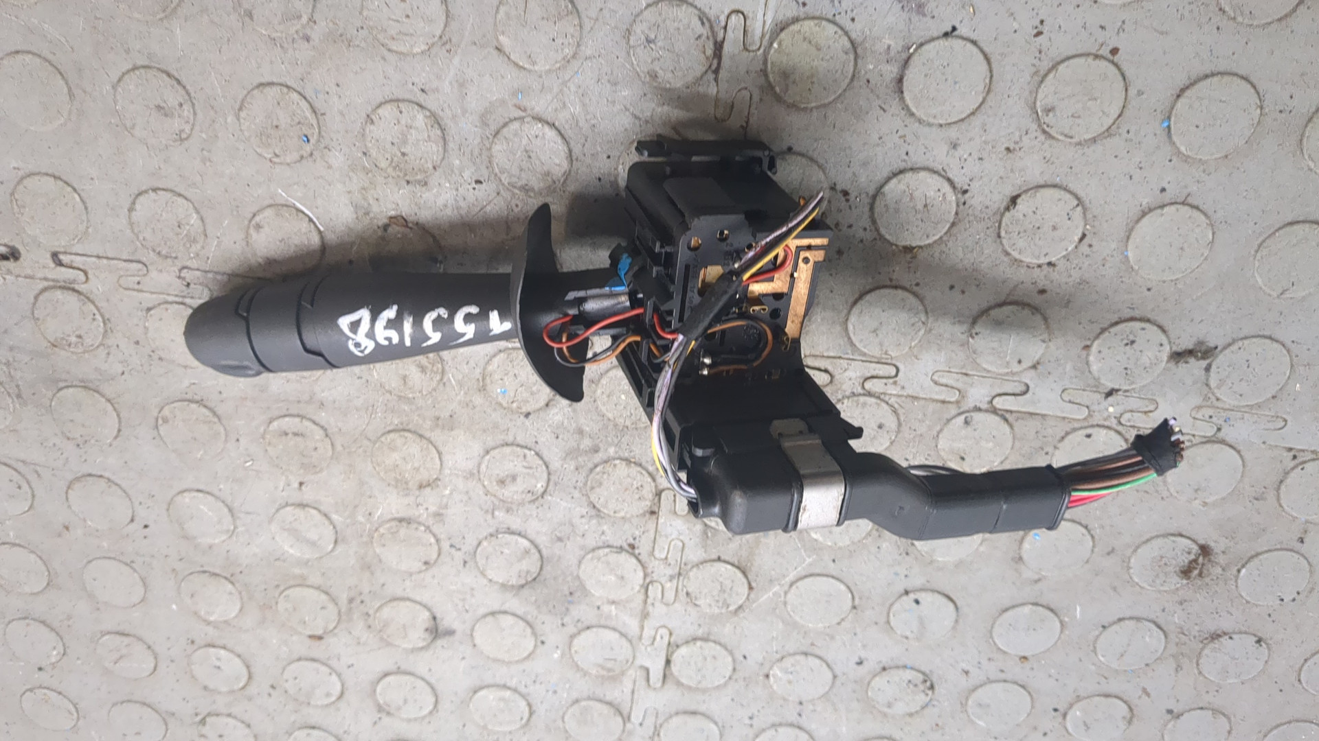 Переключатель поворотов подрулевой