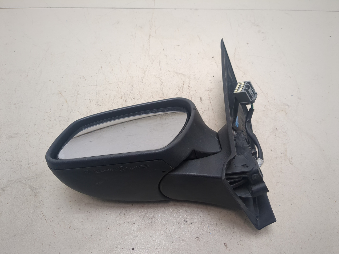 Зеркало левое электрическое