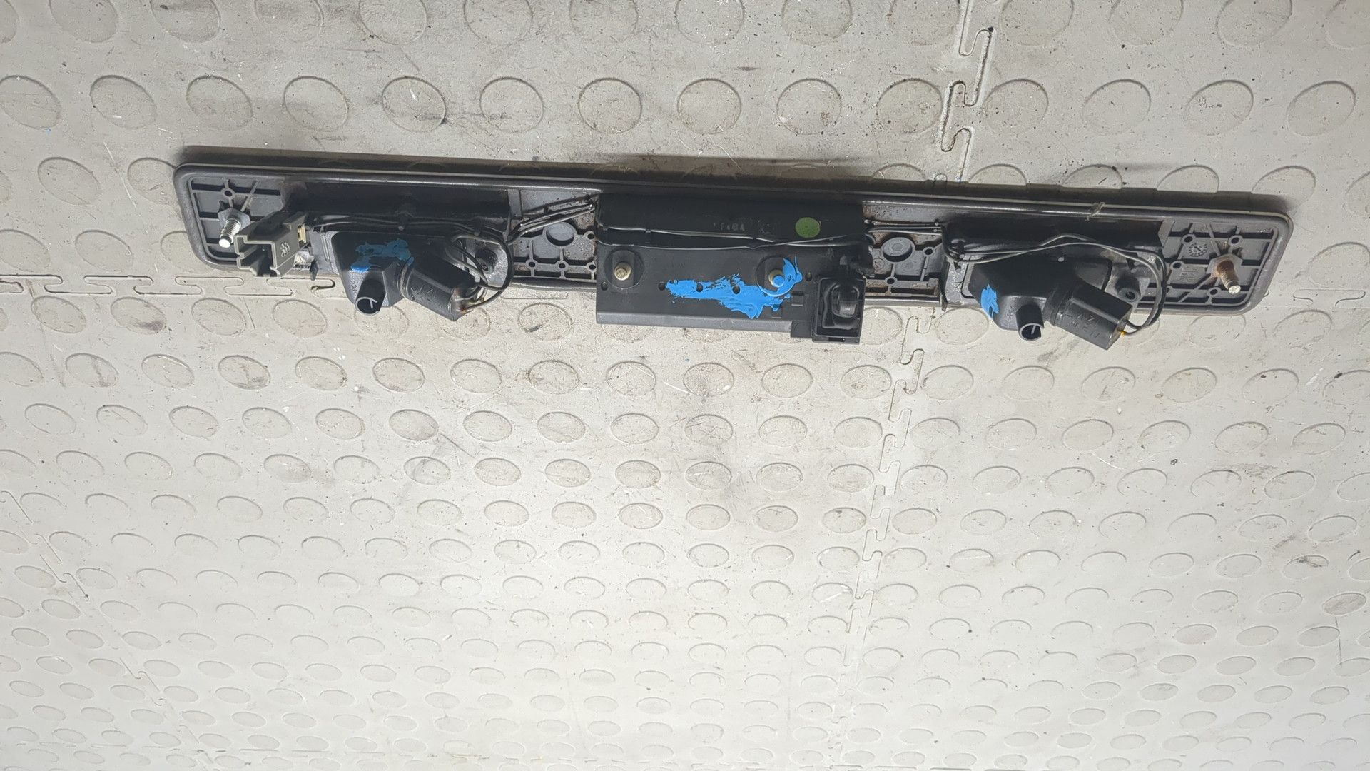 Фонарь подсветки номера