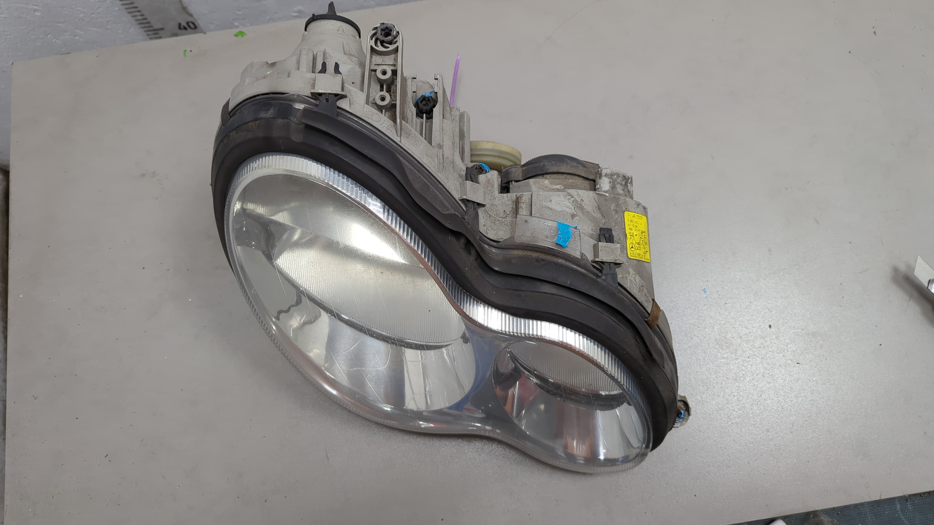 Фара правая