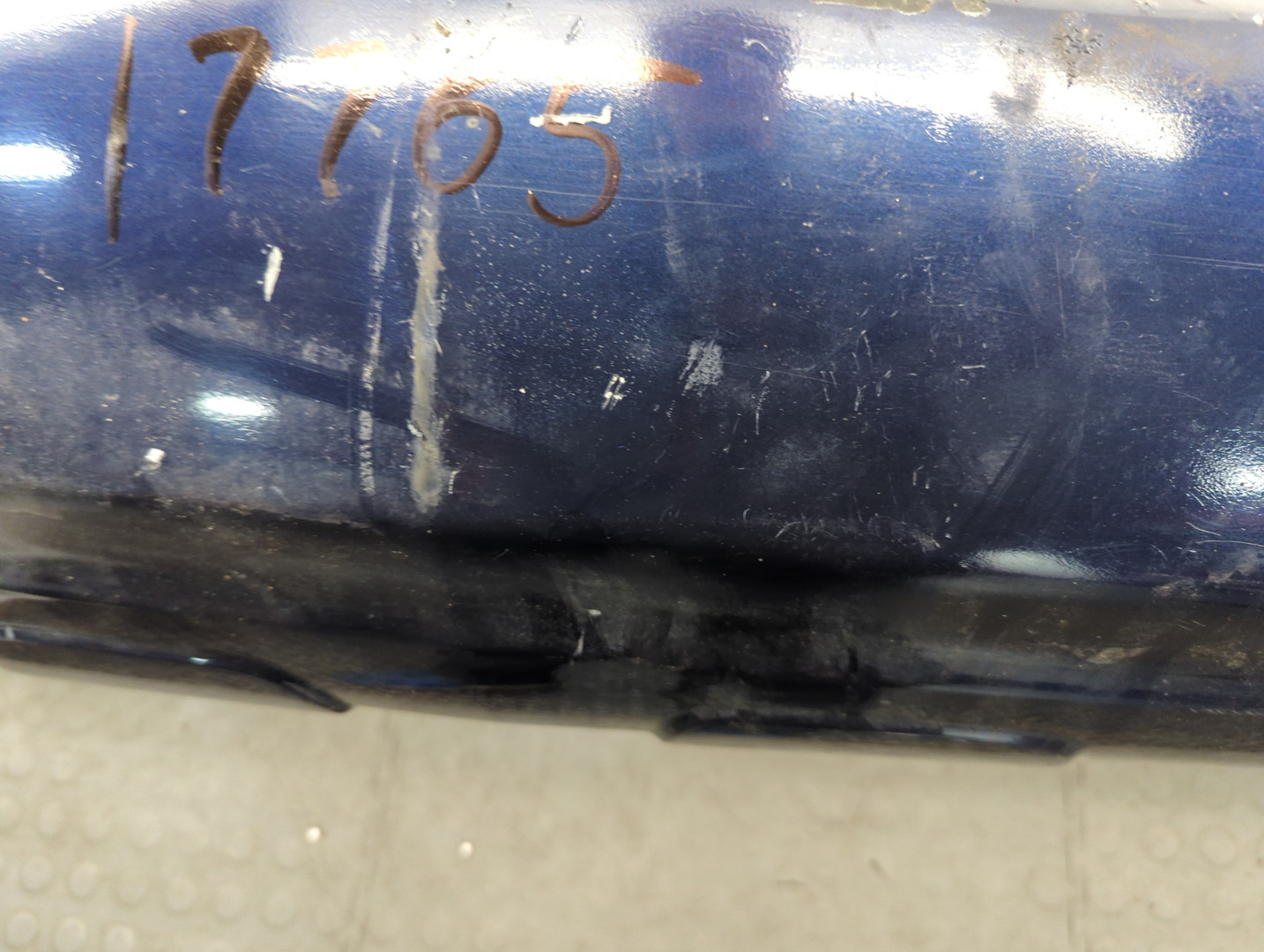 Бампер задний