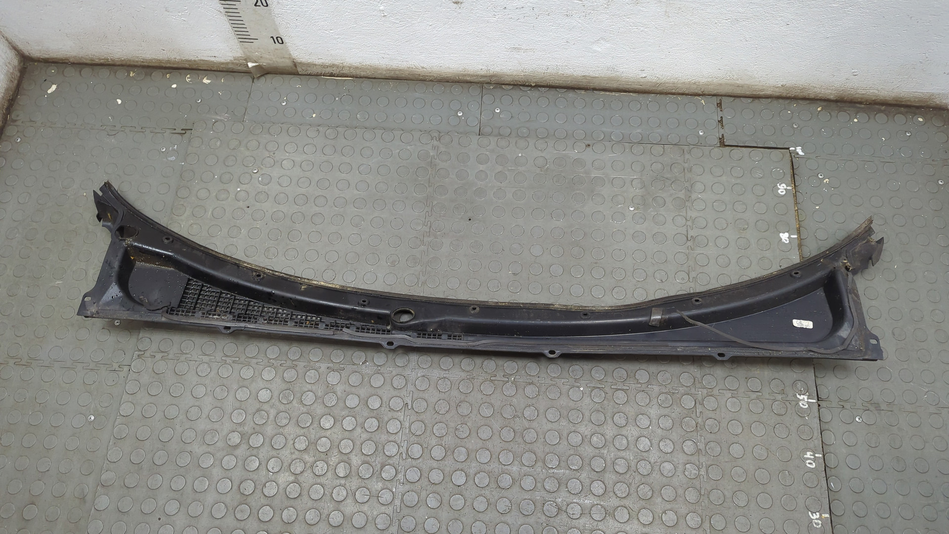 Решетка стеклоочистителей (Жабо)