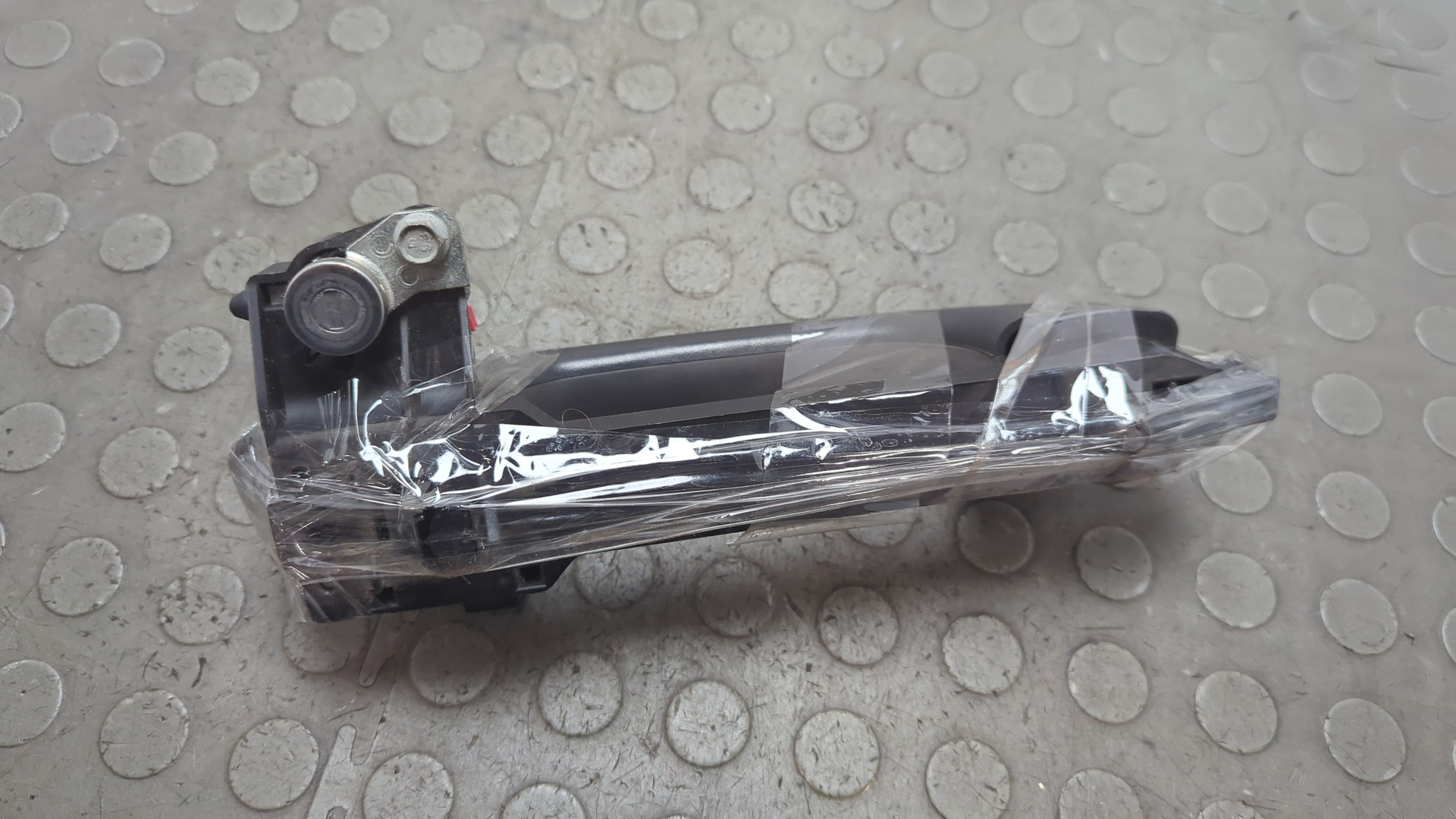 Ручка двери наружная