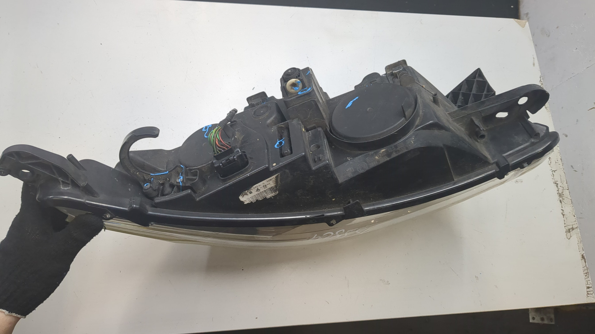 Фара правая