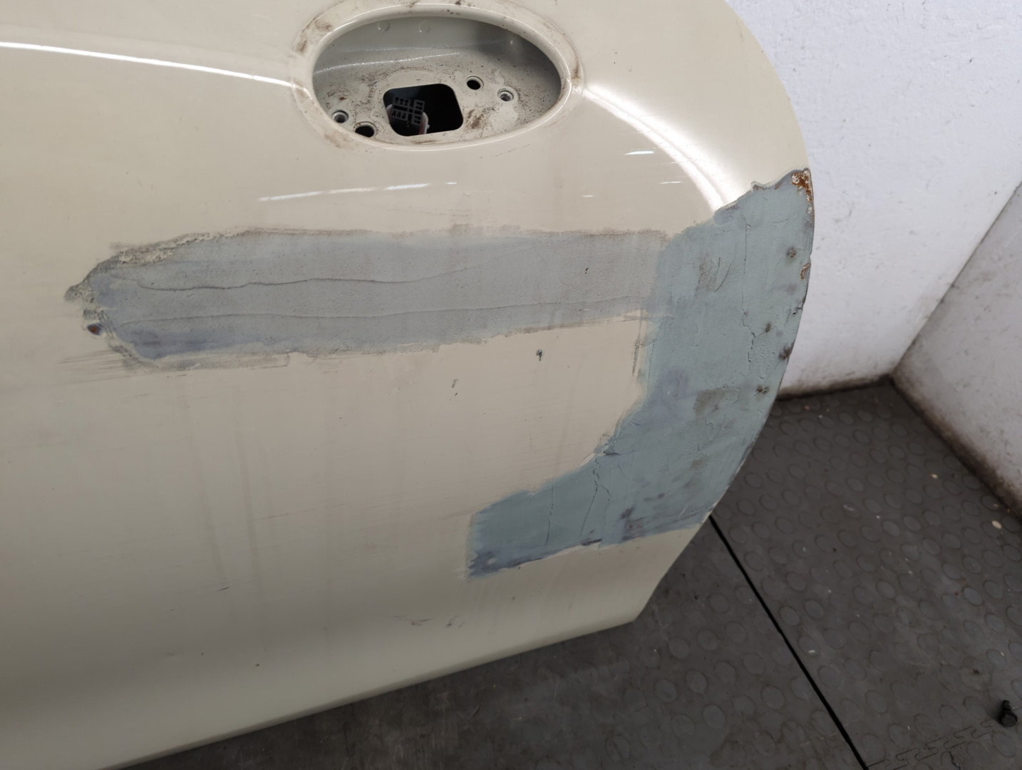 Дверь передняя правая