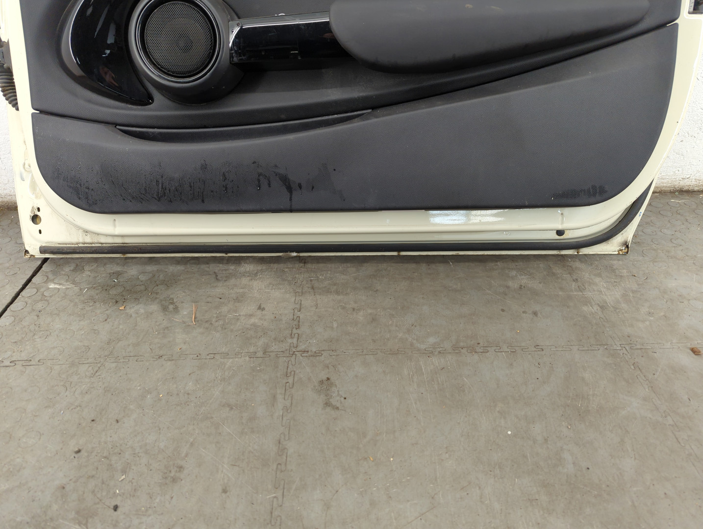 Дверь передняя правая