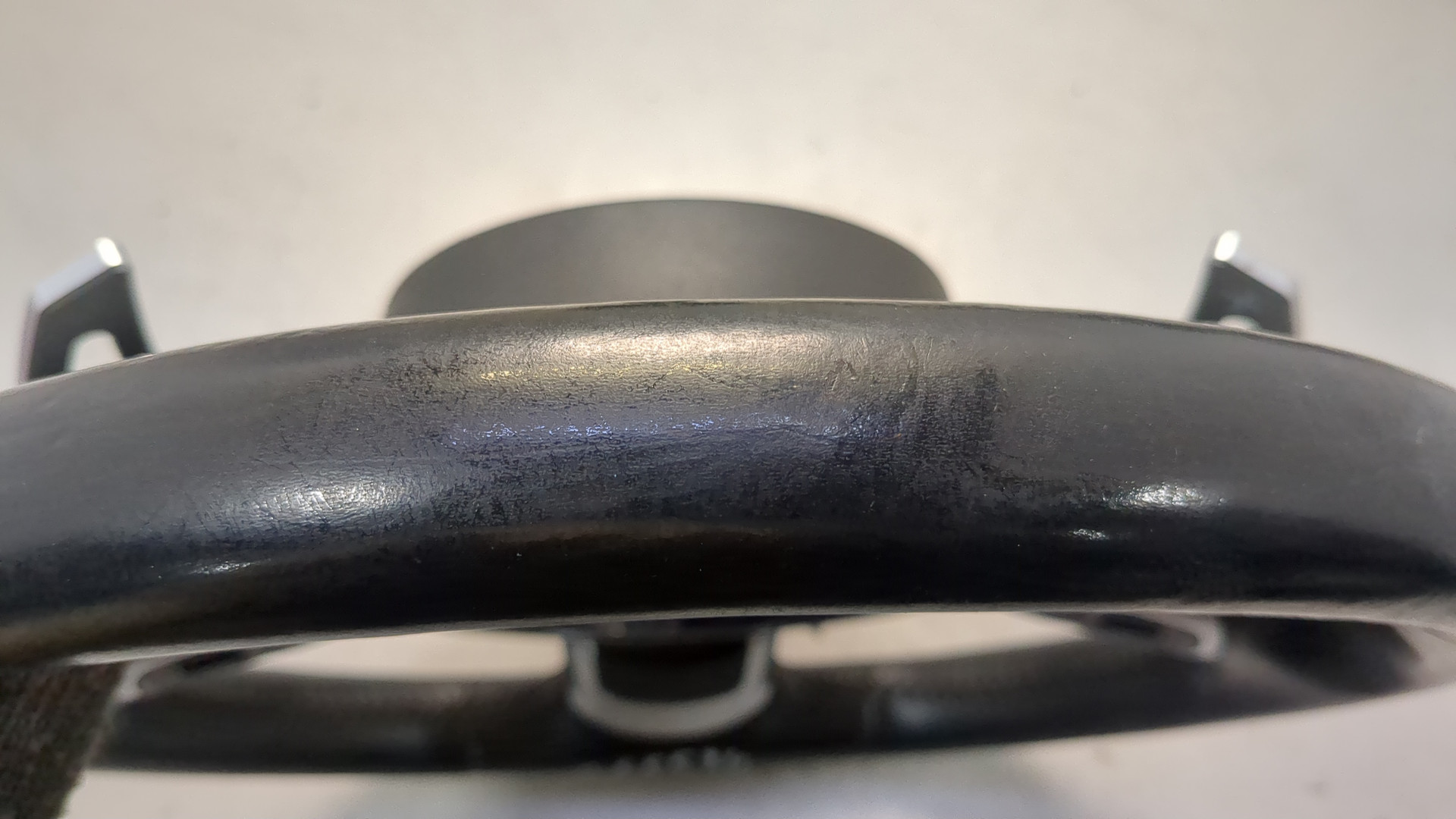 Рулевое колесо (руль)