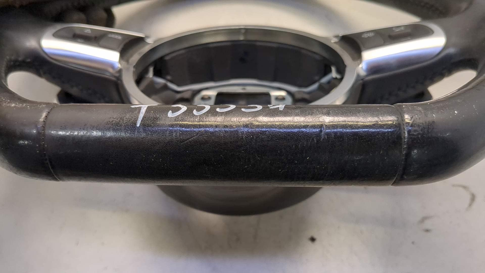 Рулевое колесо (руль)