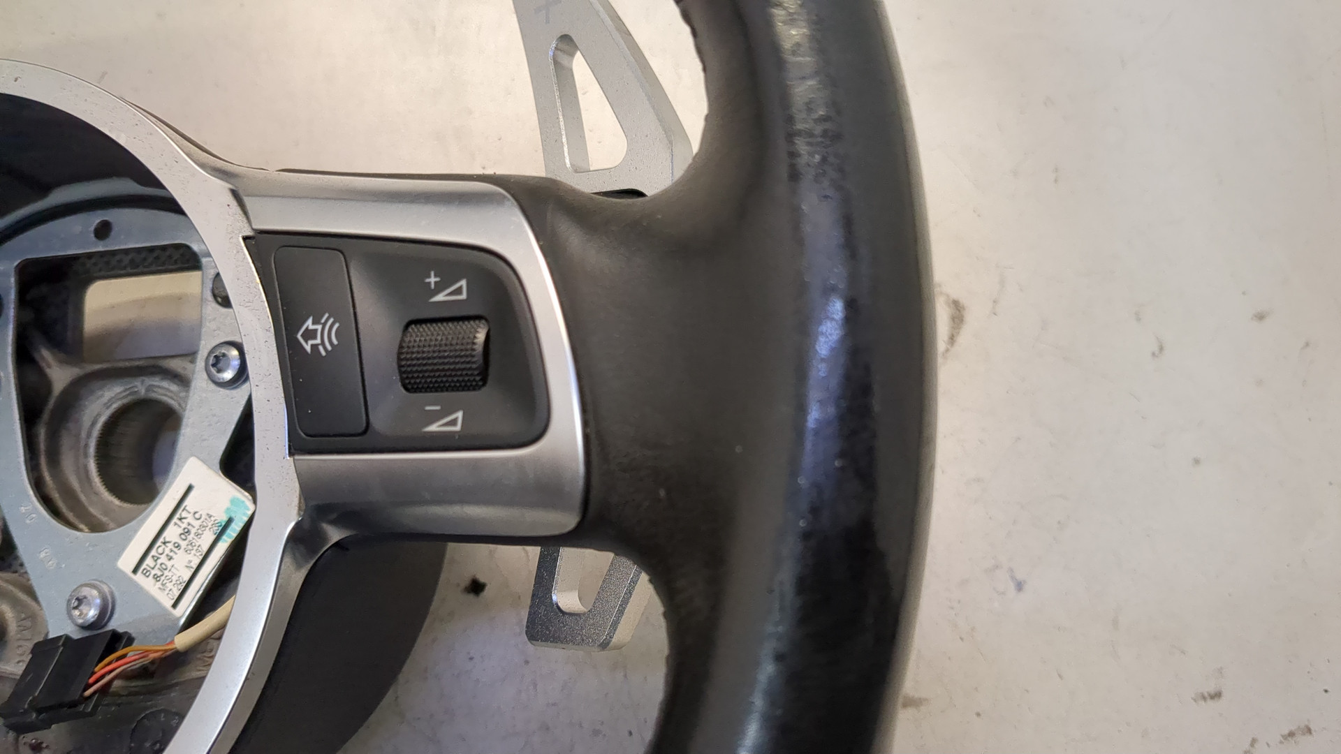 Рулевое колесо (руль)