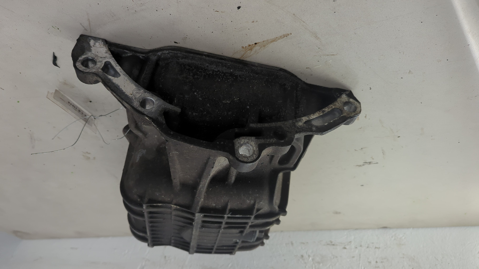 Поддон масляный двигателя (картер)