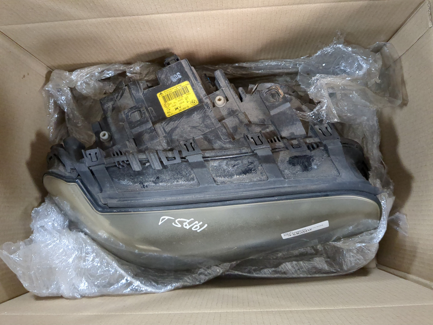 Фара правая