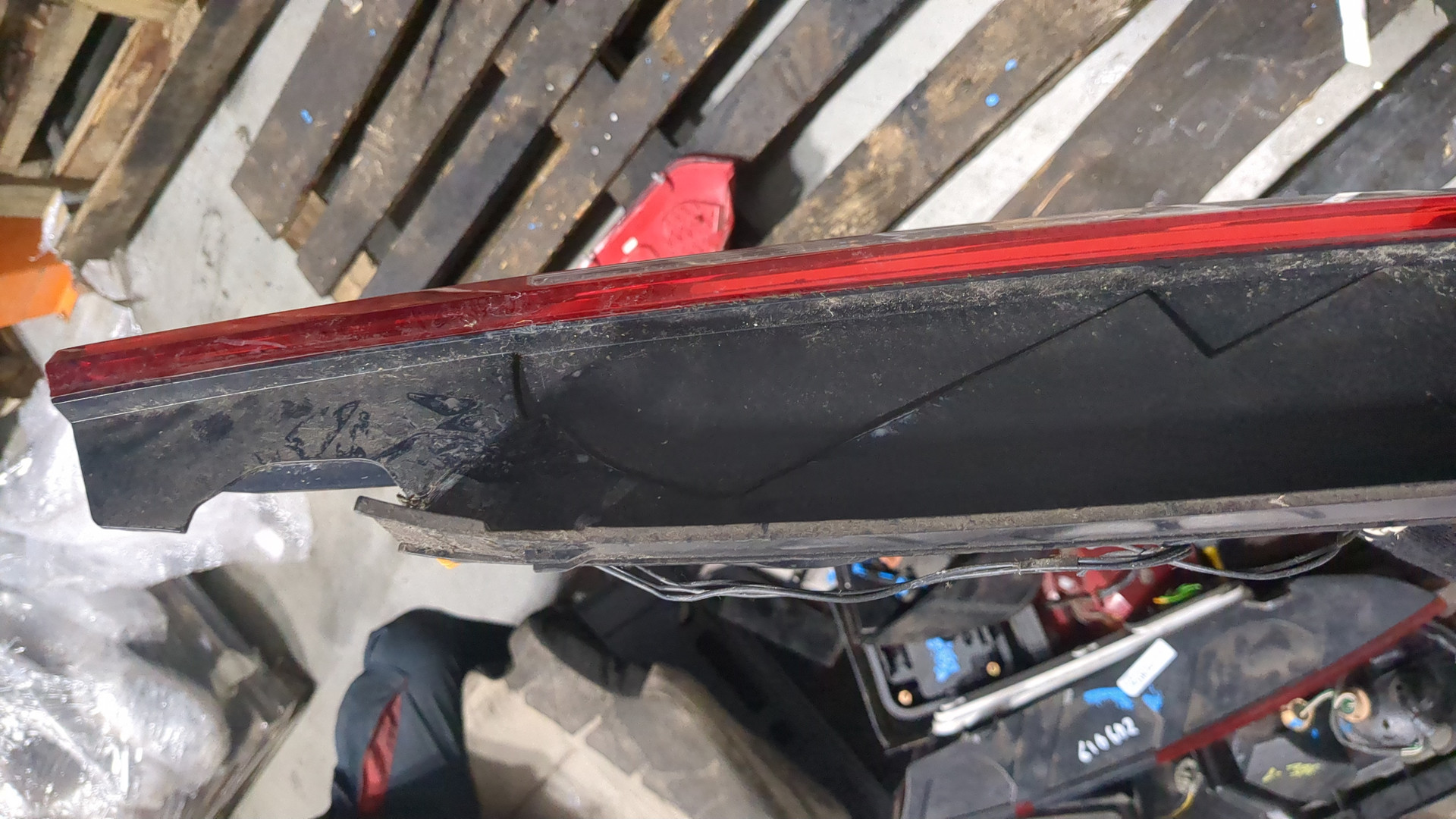 Фонарь задний правый