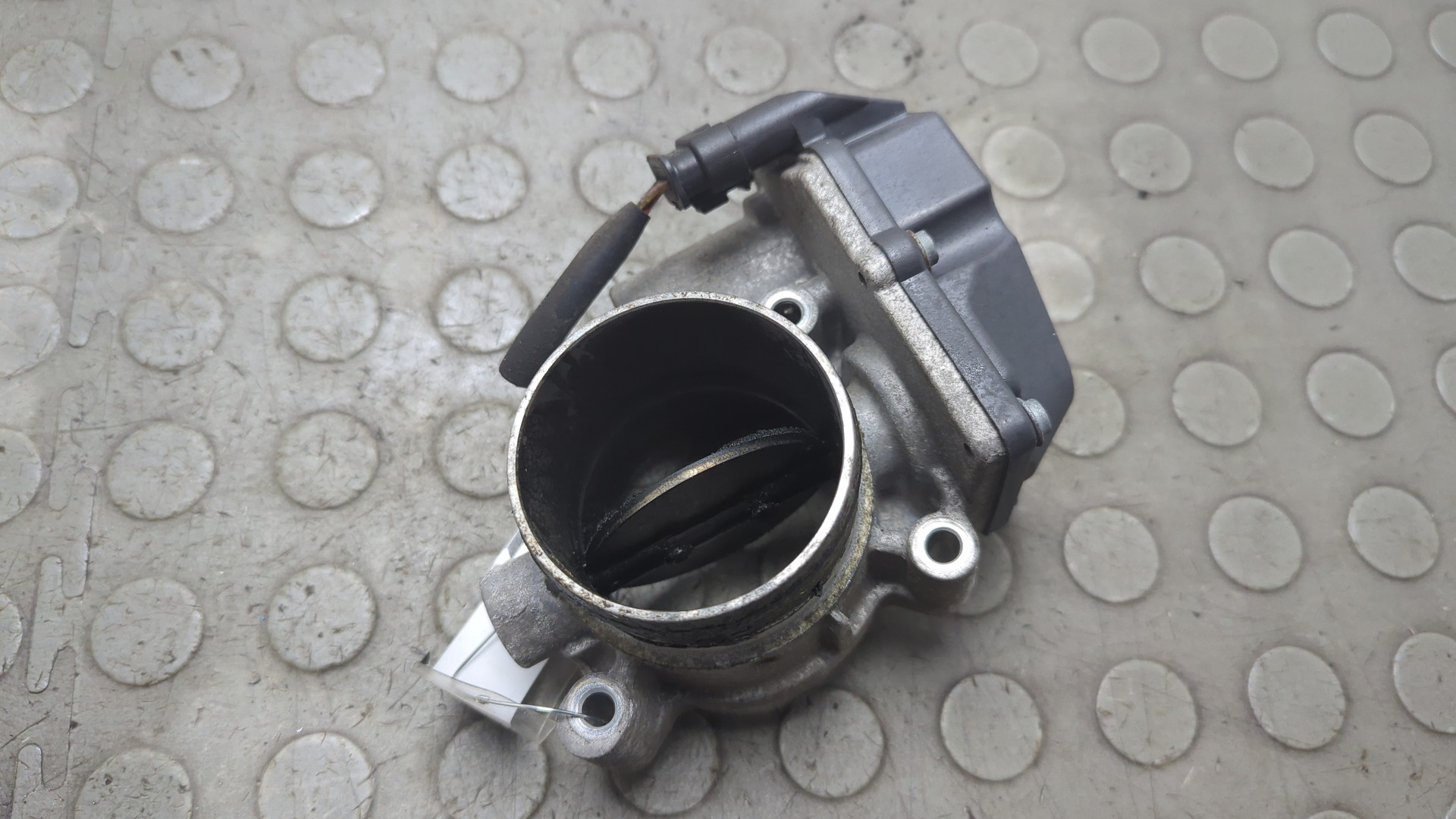 Заслонка дроссельная электрическая