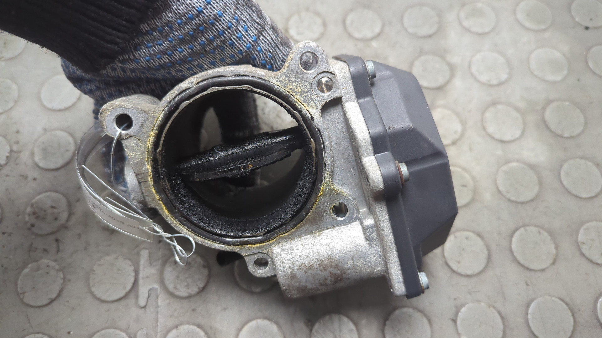 Заслонка дроссельная электрическая