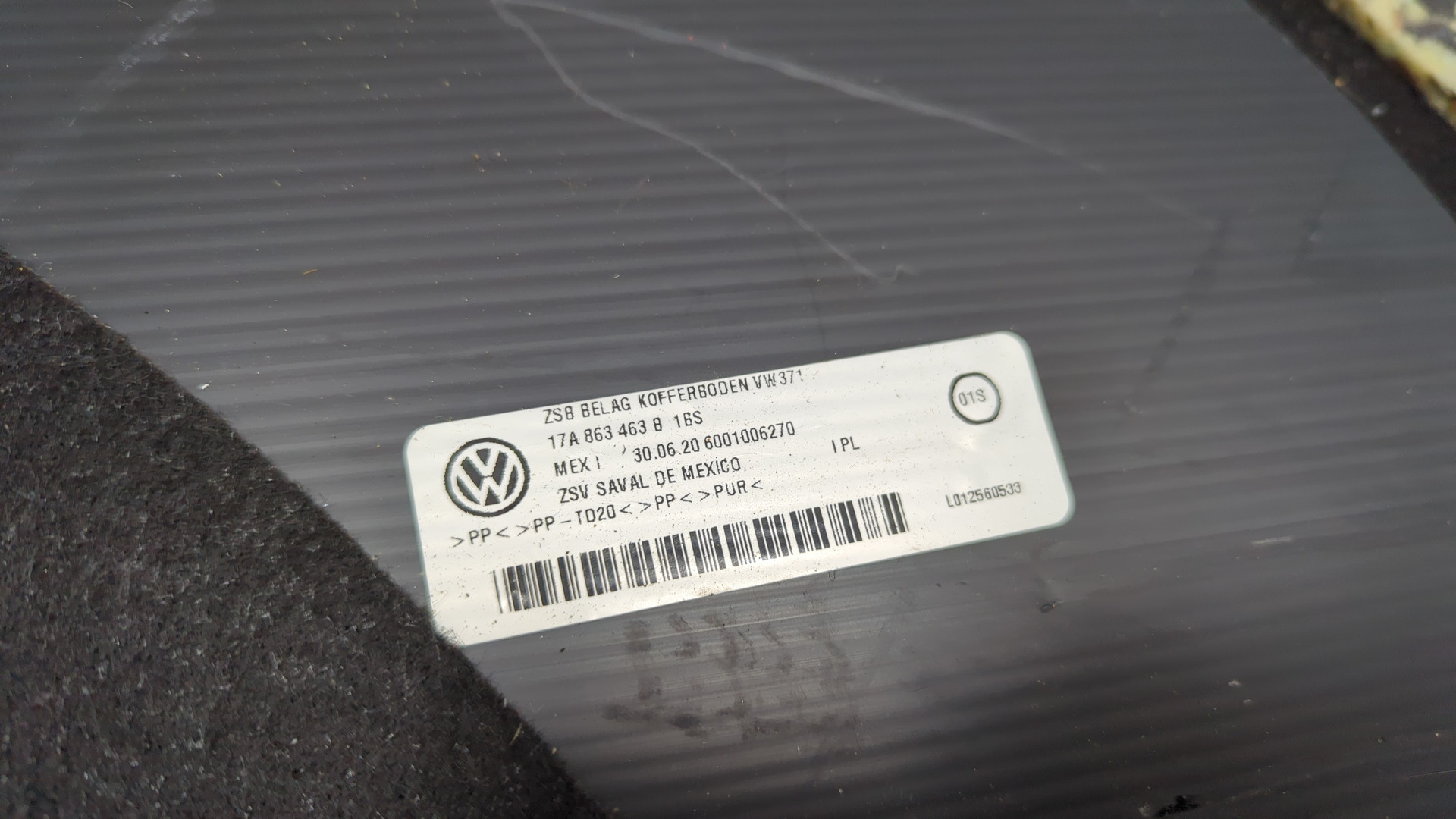 Коврик бардачка