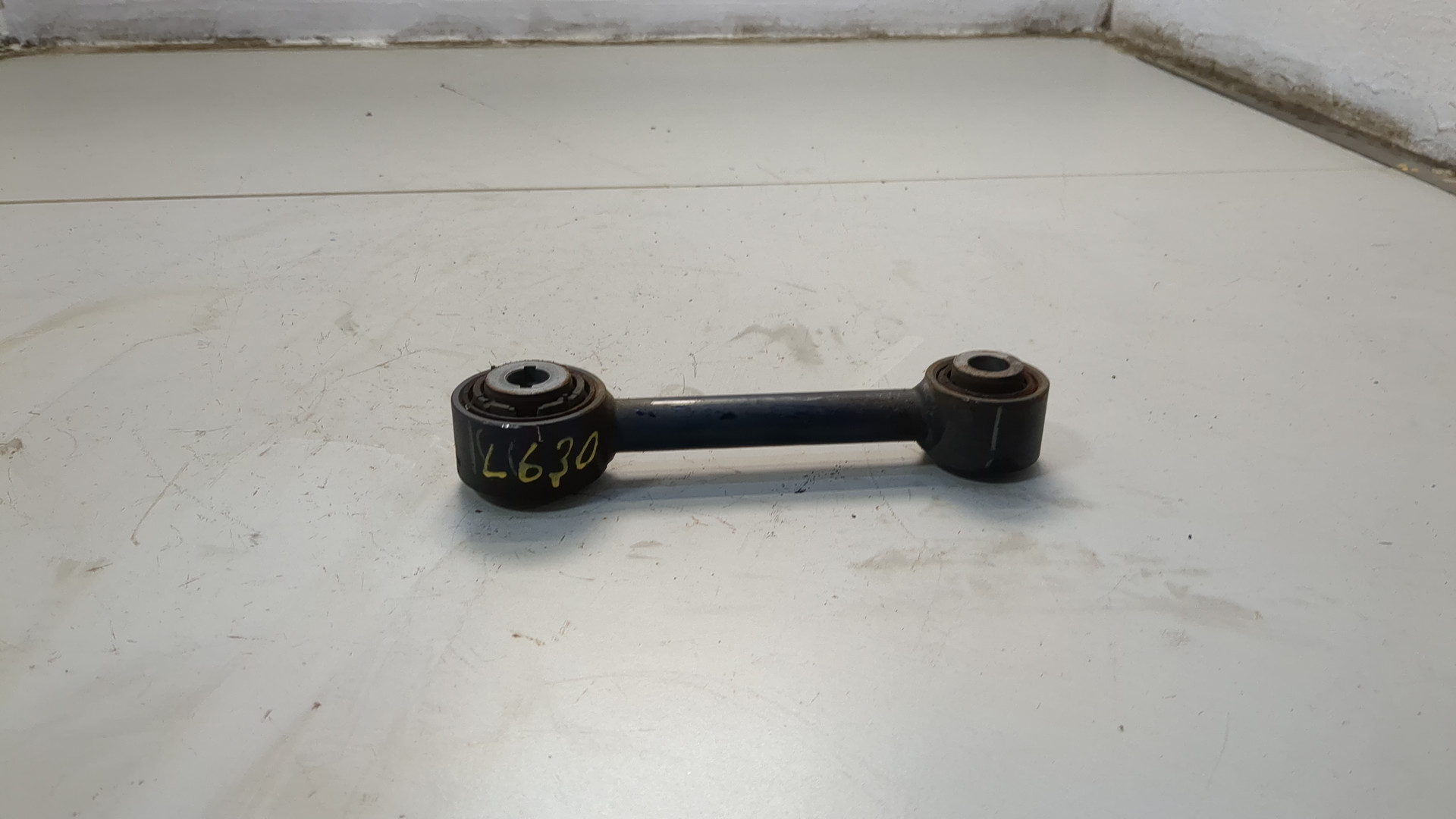 Рычаг задний