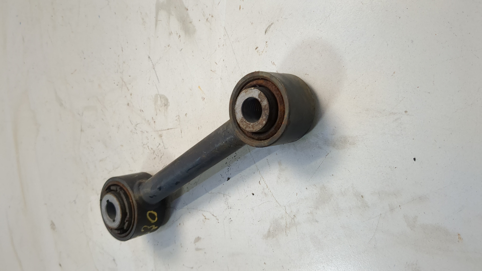 Рычаг задний