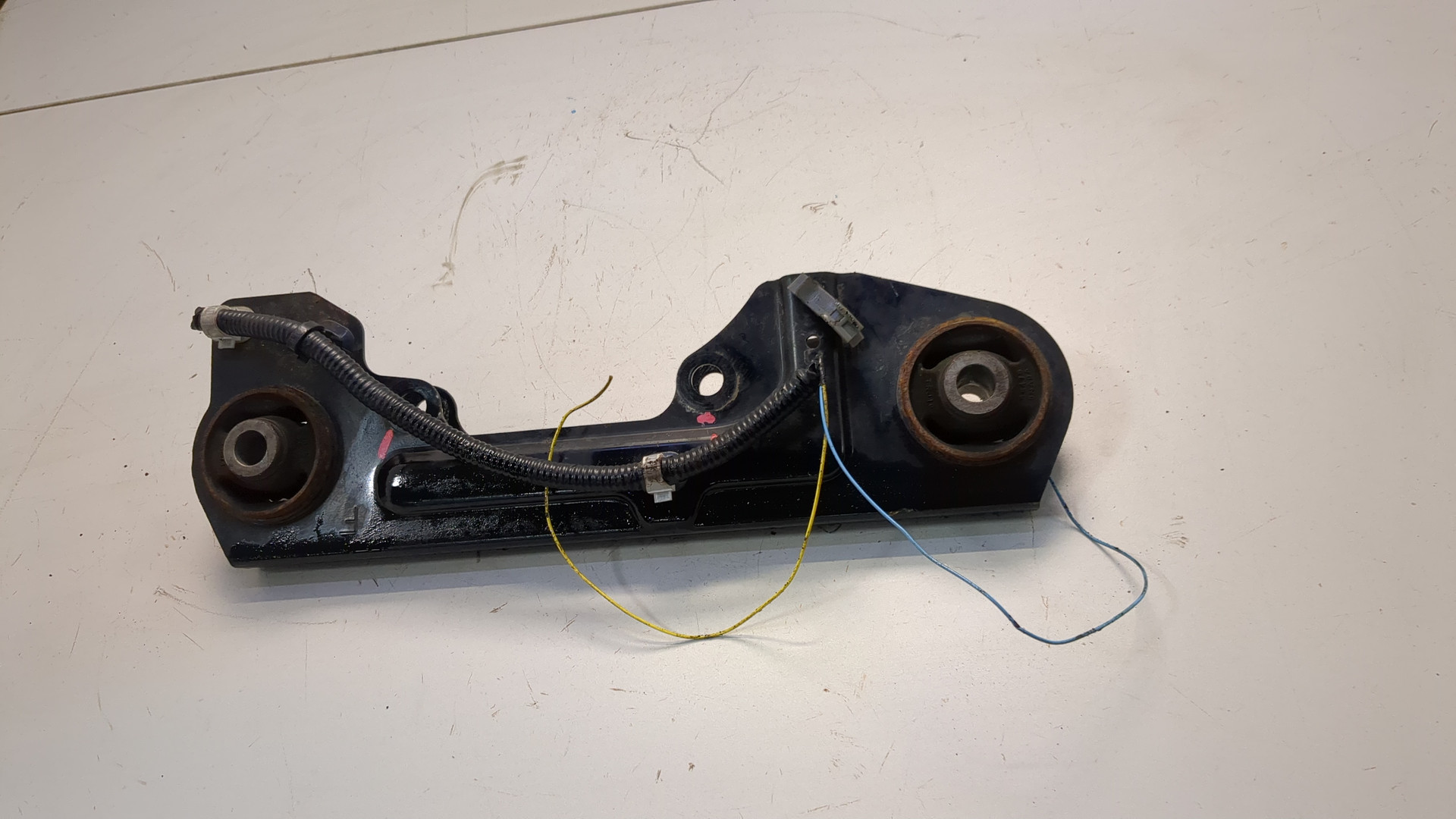 Рычаг задний