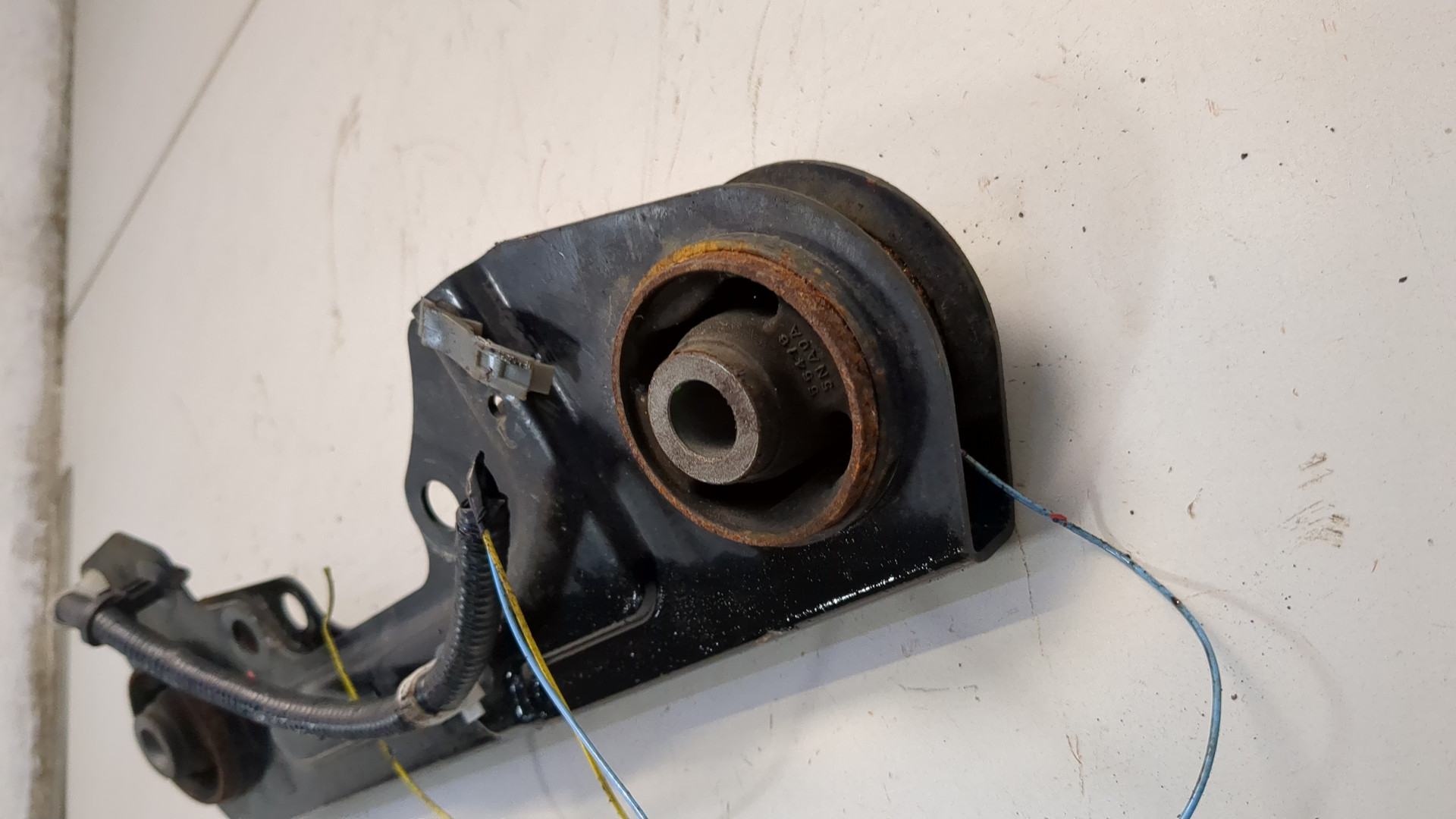 Рычаг задний