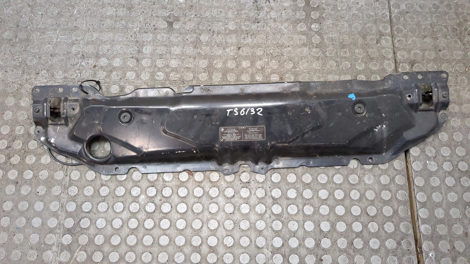 Панель передняя (телевизор)