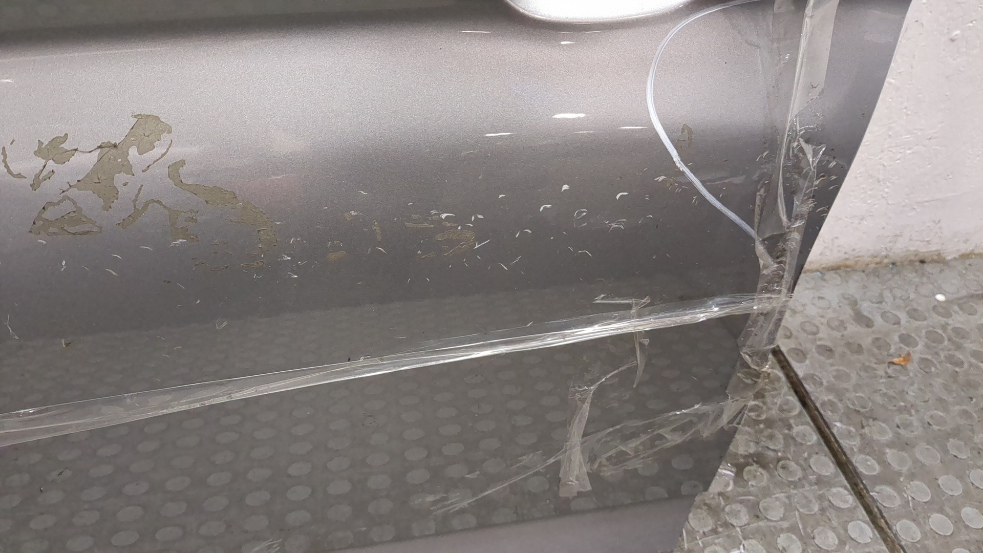 Дверь передняя левая