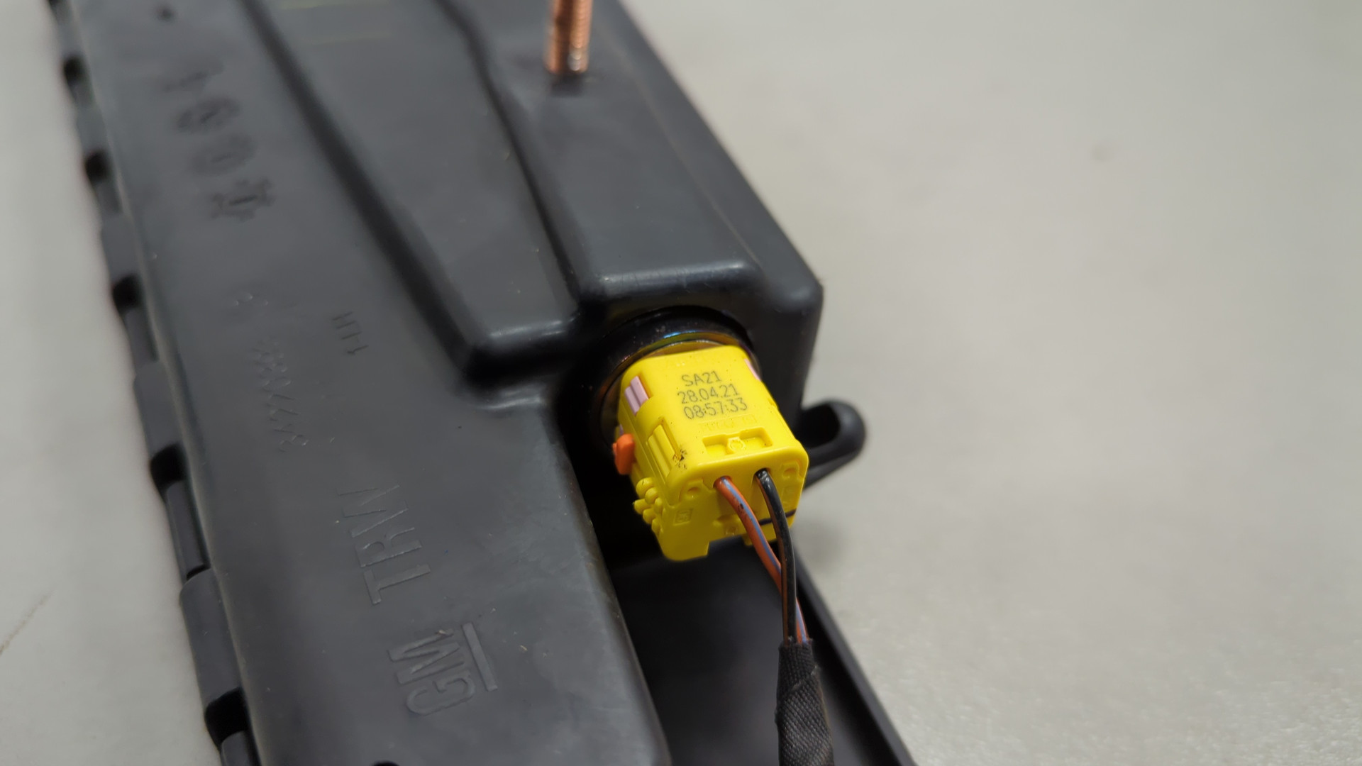 Подушка безопасности нижняя (для колен)