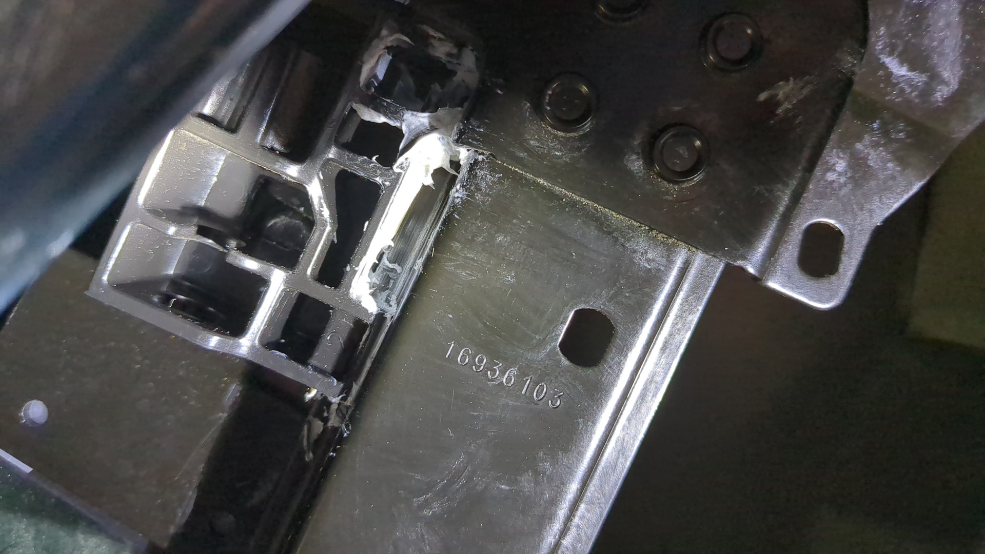 Дверь задняя правая