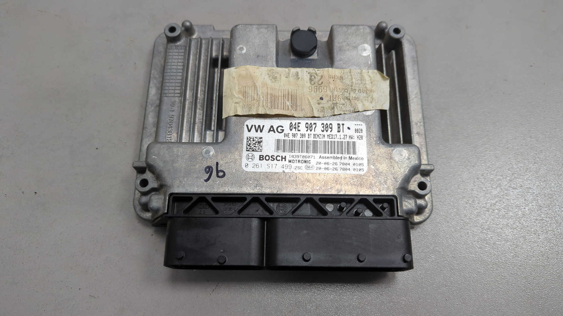 Блок управления двигателем