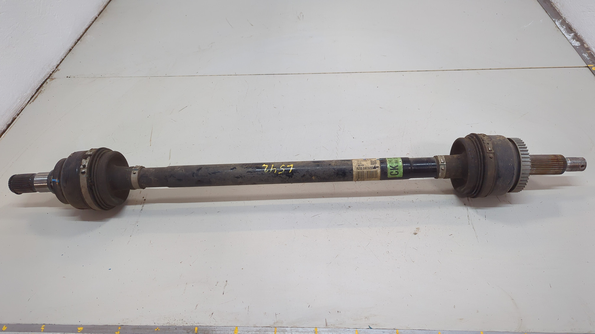 Полуось задняя правая