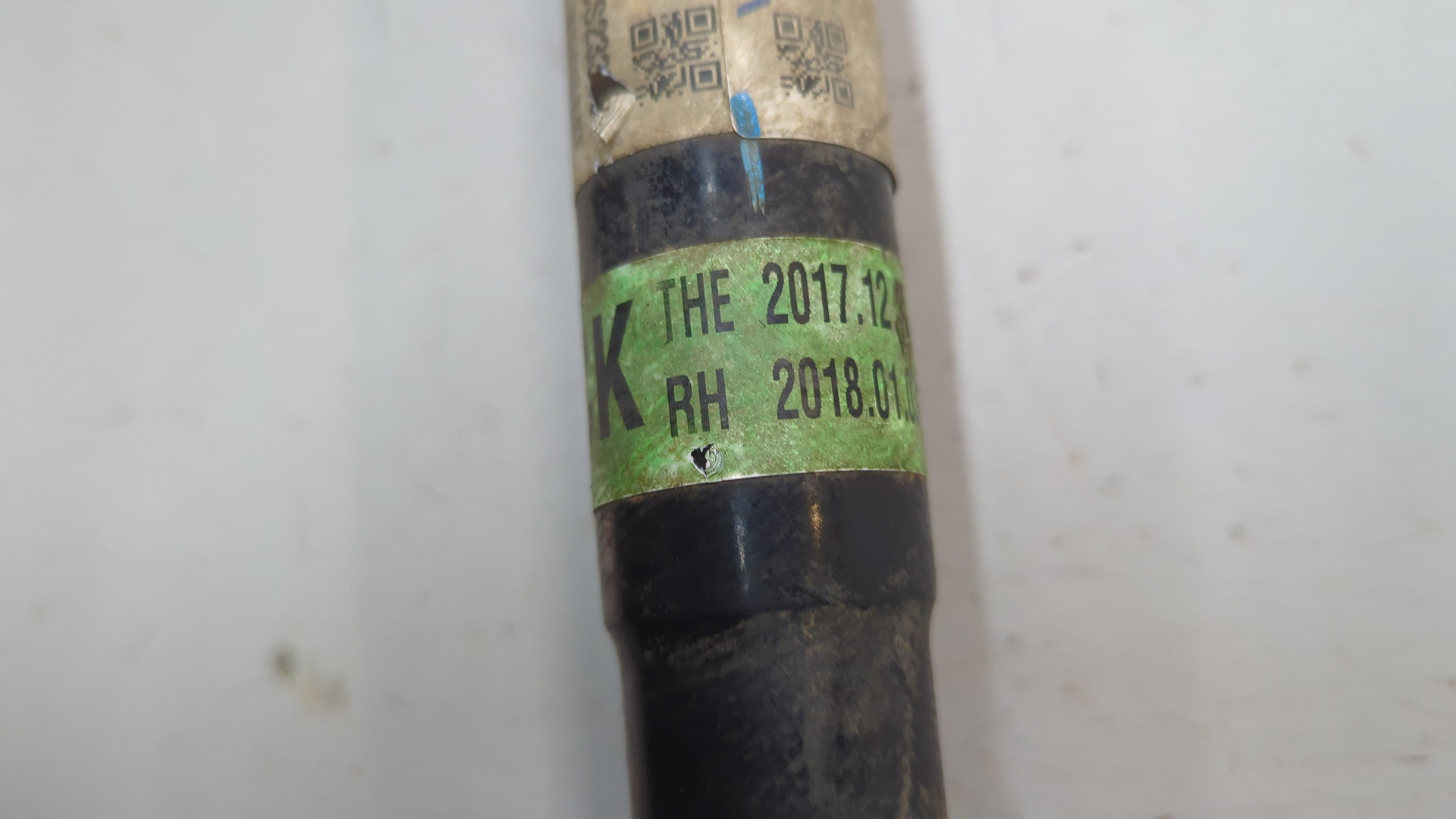 Полуось задняя правая