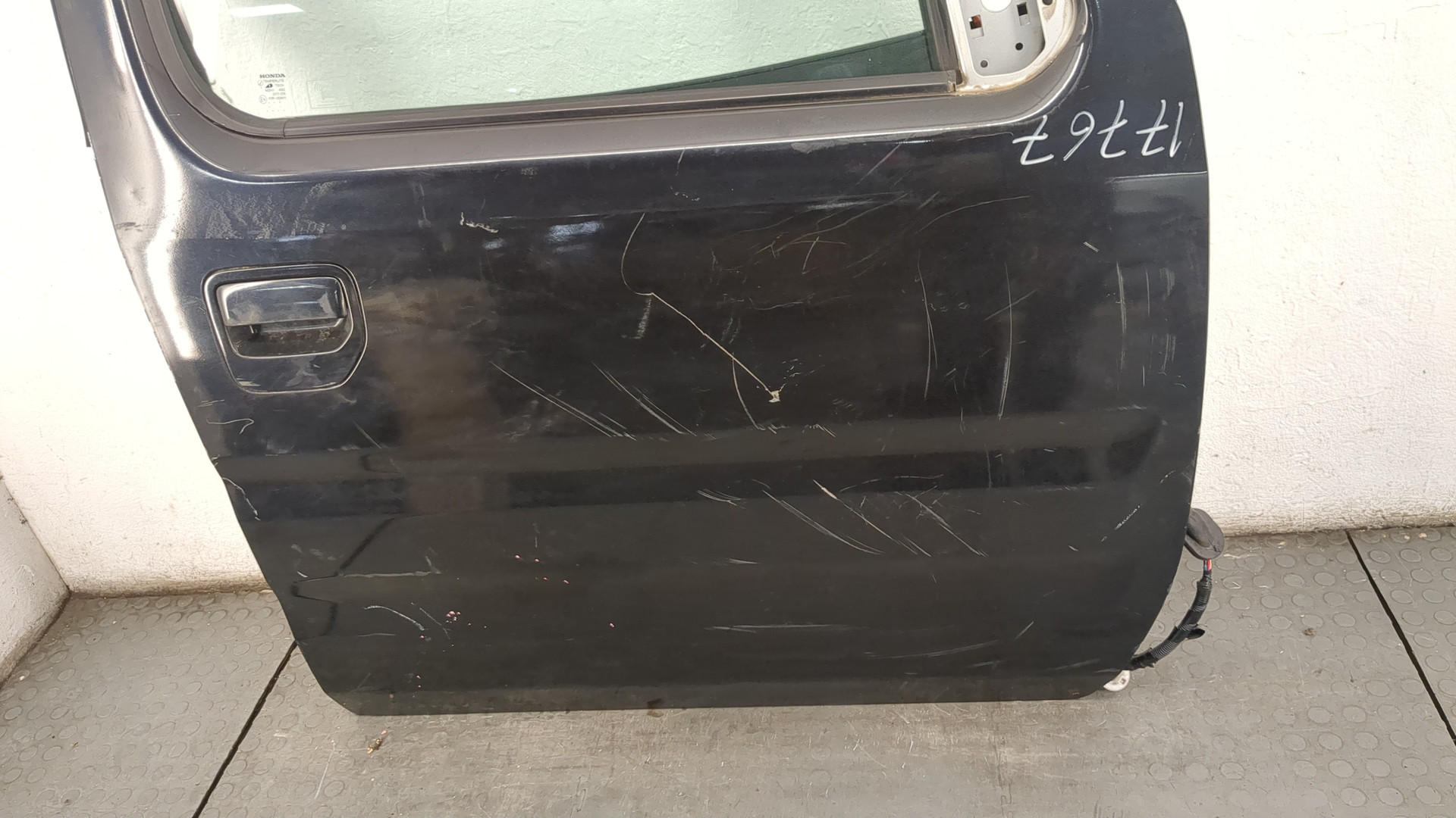 Дверь передняя правая