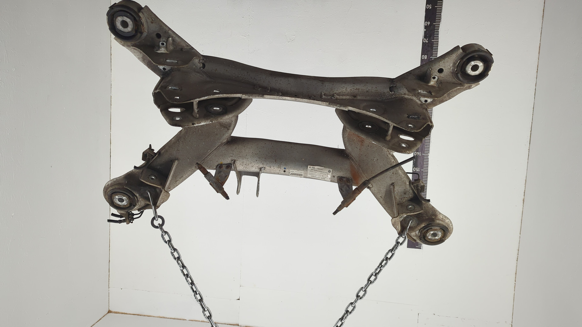 Балка задняя