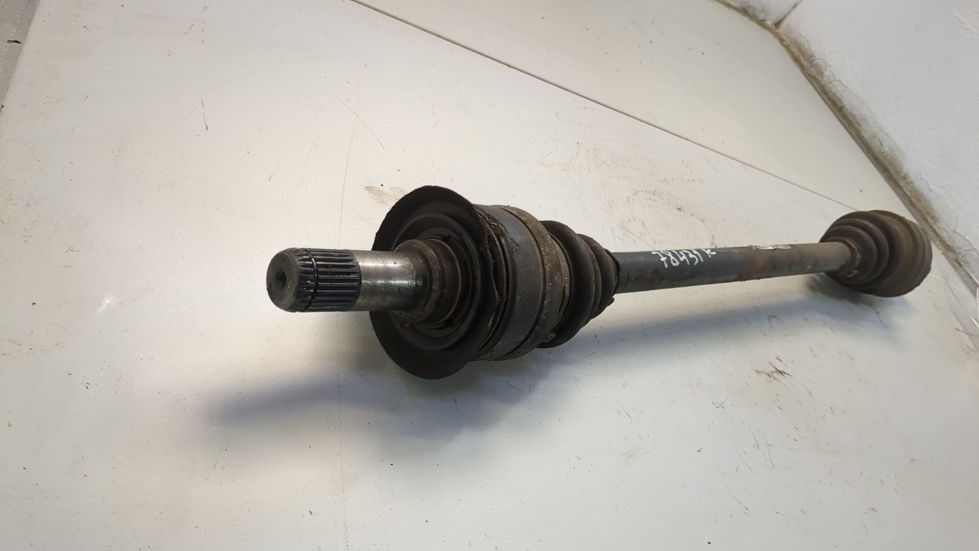 Полуось задняя правая