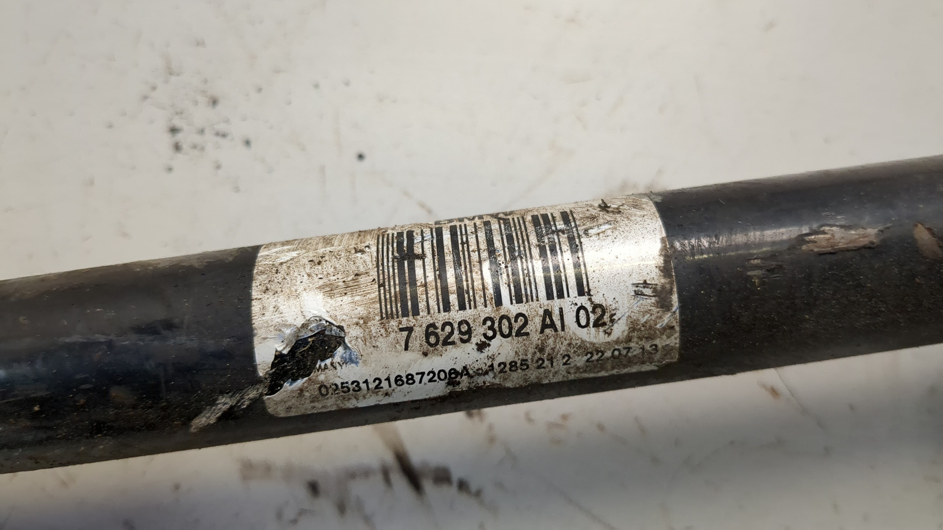 Полуось задняя правая